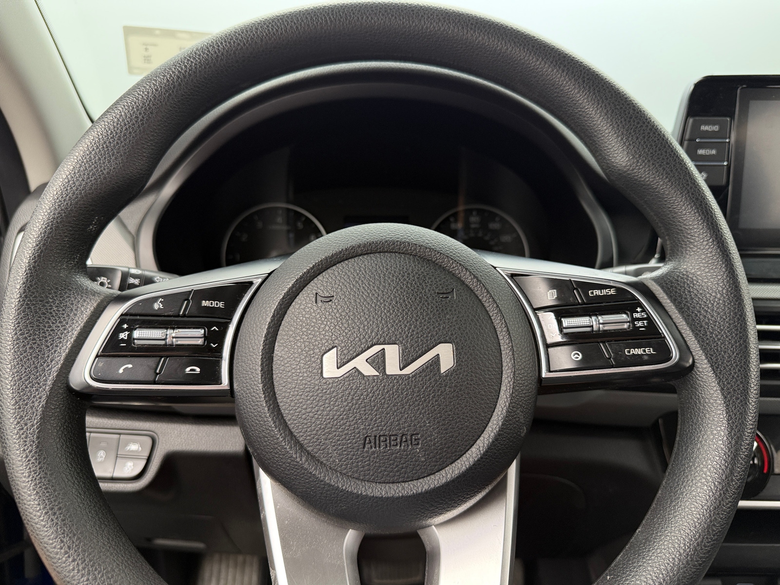 Thumbnail: 2023 Kia Seltos - 5