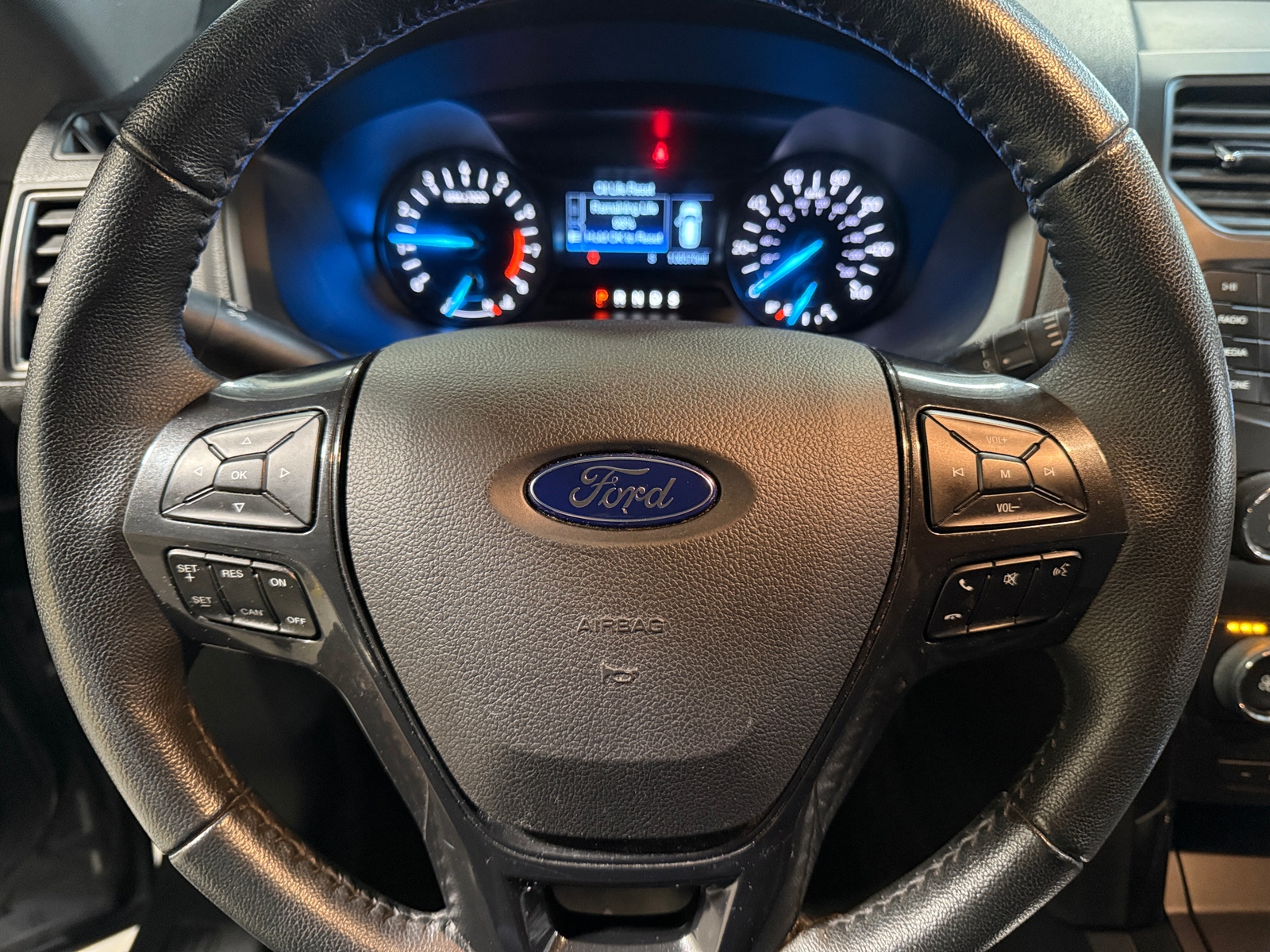 Thumbnail: 2018 Ford Explorer - 5