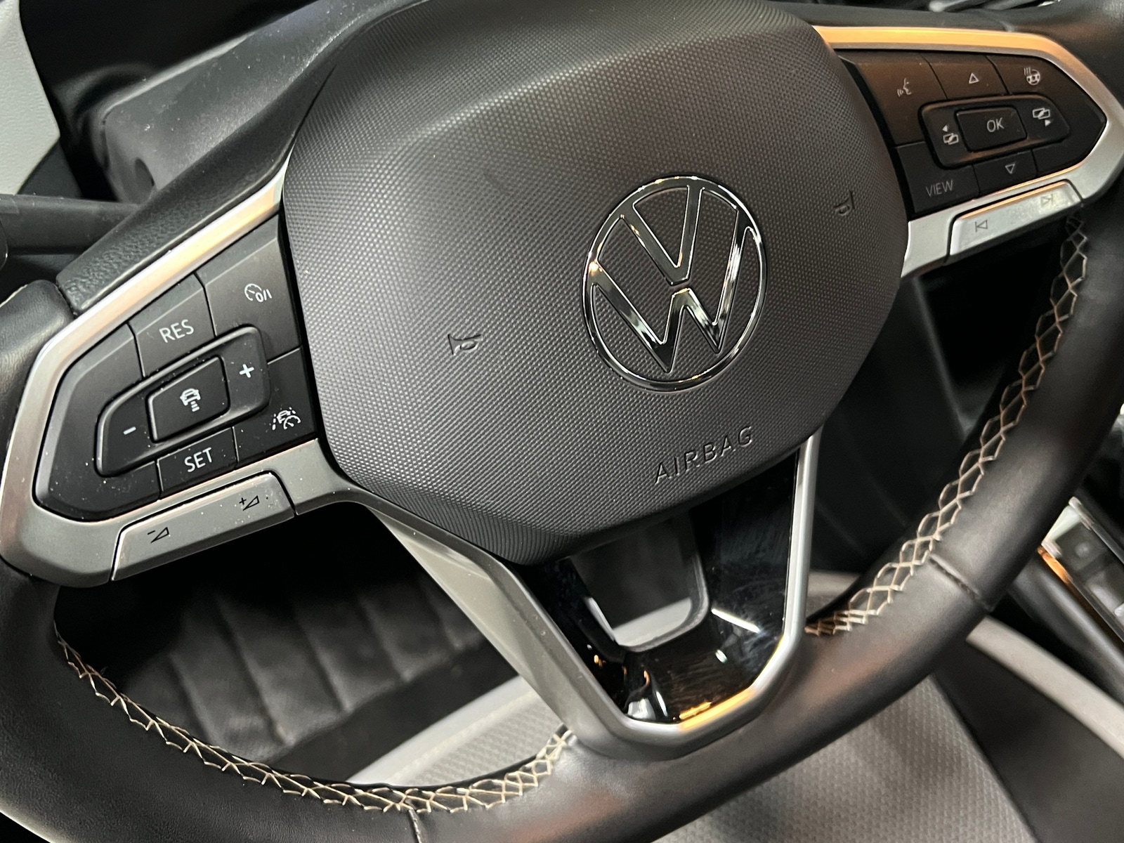 Thumbnail: 2024 Volkswagen Taos - 5