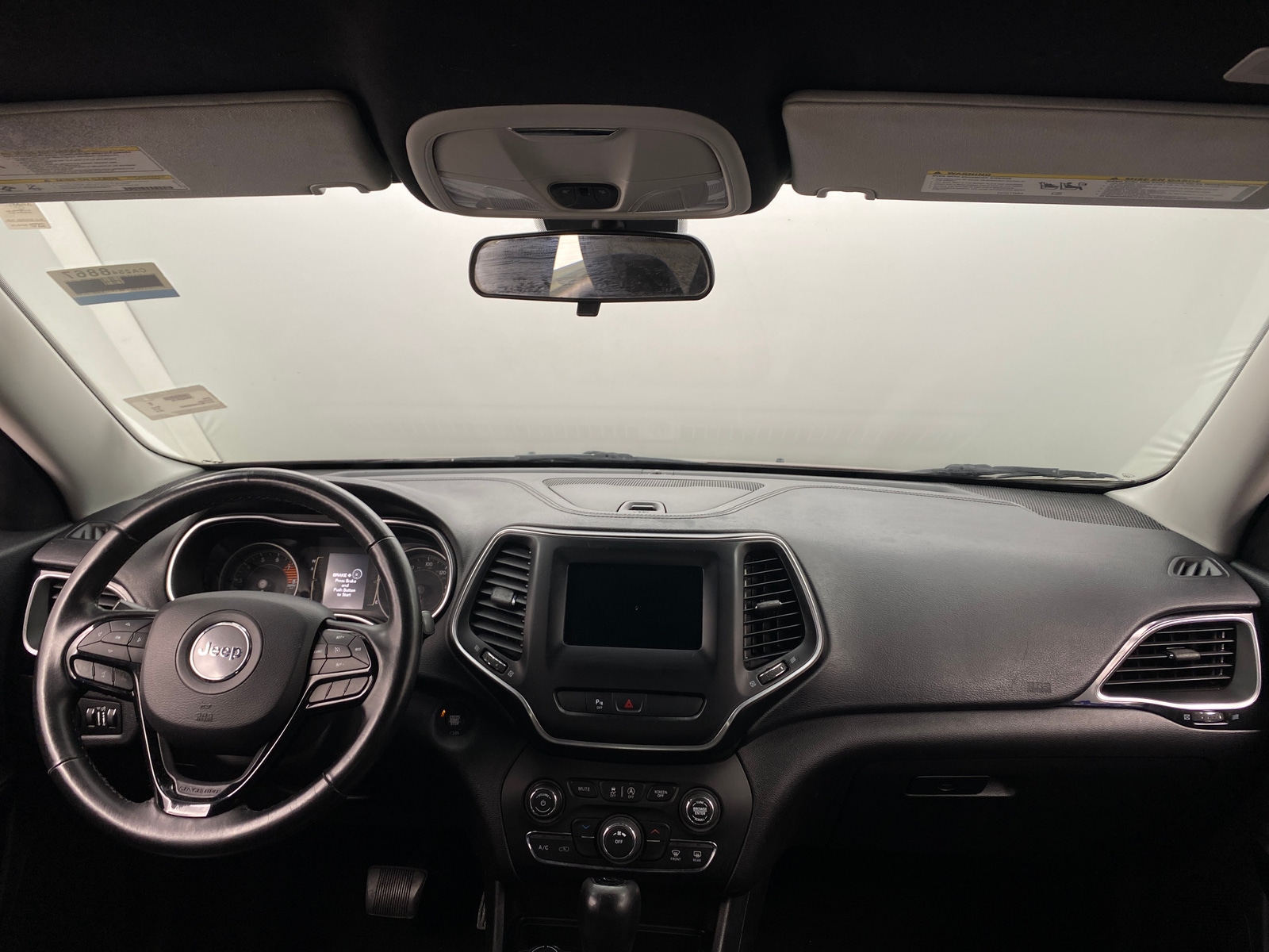 Thumbnail: 2019 Jeep Cherokee - 3