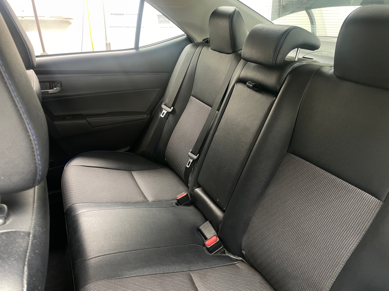 Thumbnail: 2018 Toyota Corolla - 6
