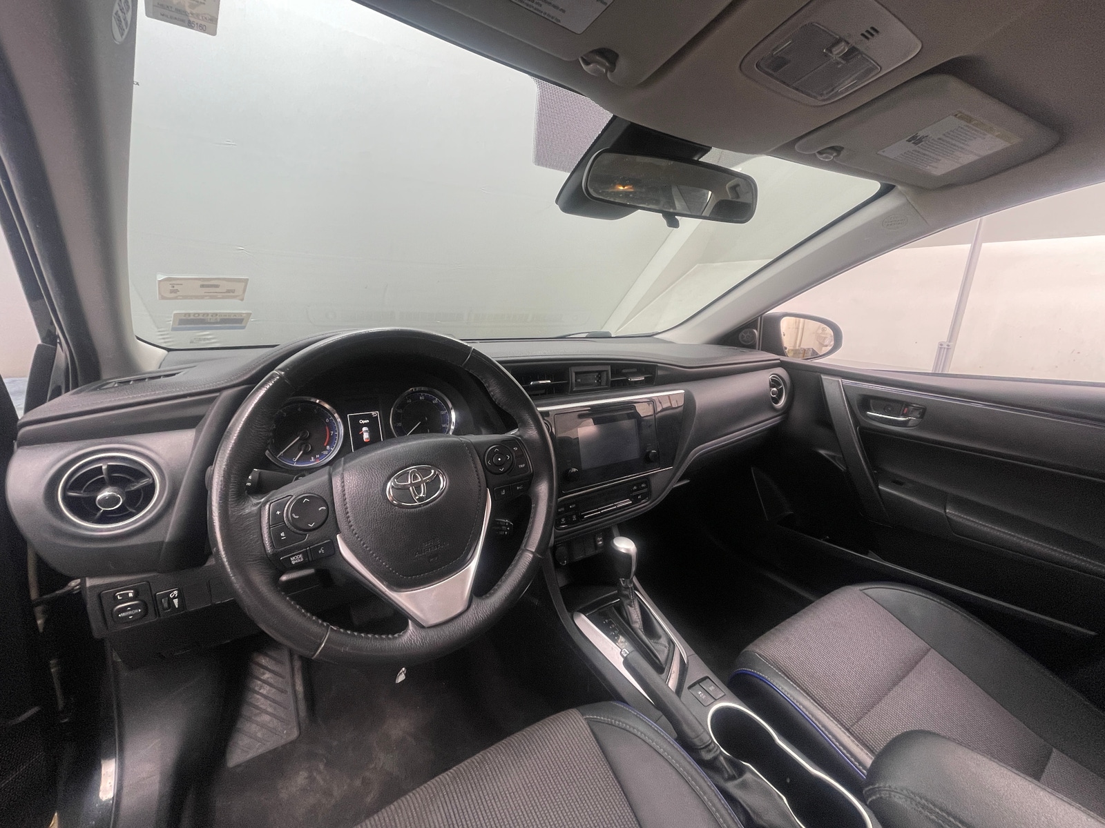 Thumbnail: 2018 Toyota Corolla - 3