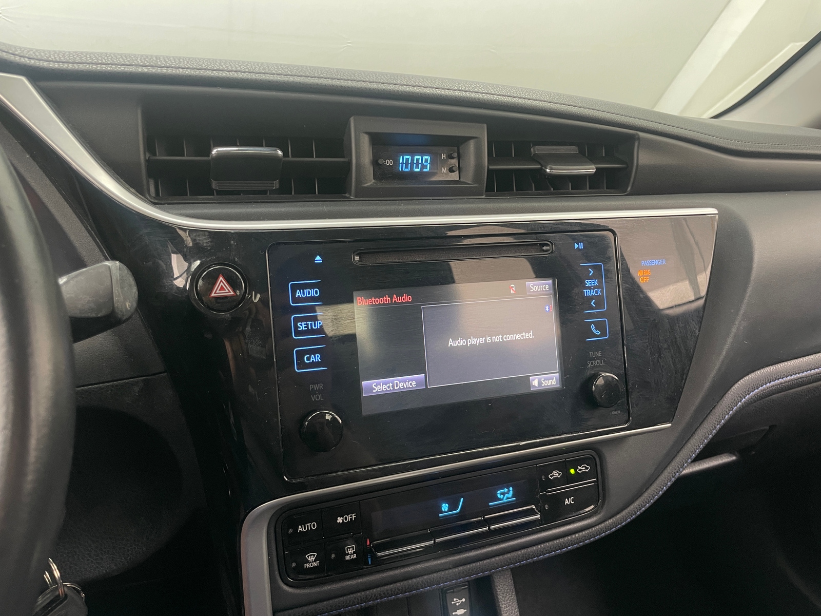 Thumbnail: 2018 Toyota Corolla - 4