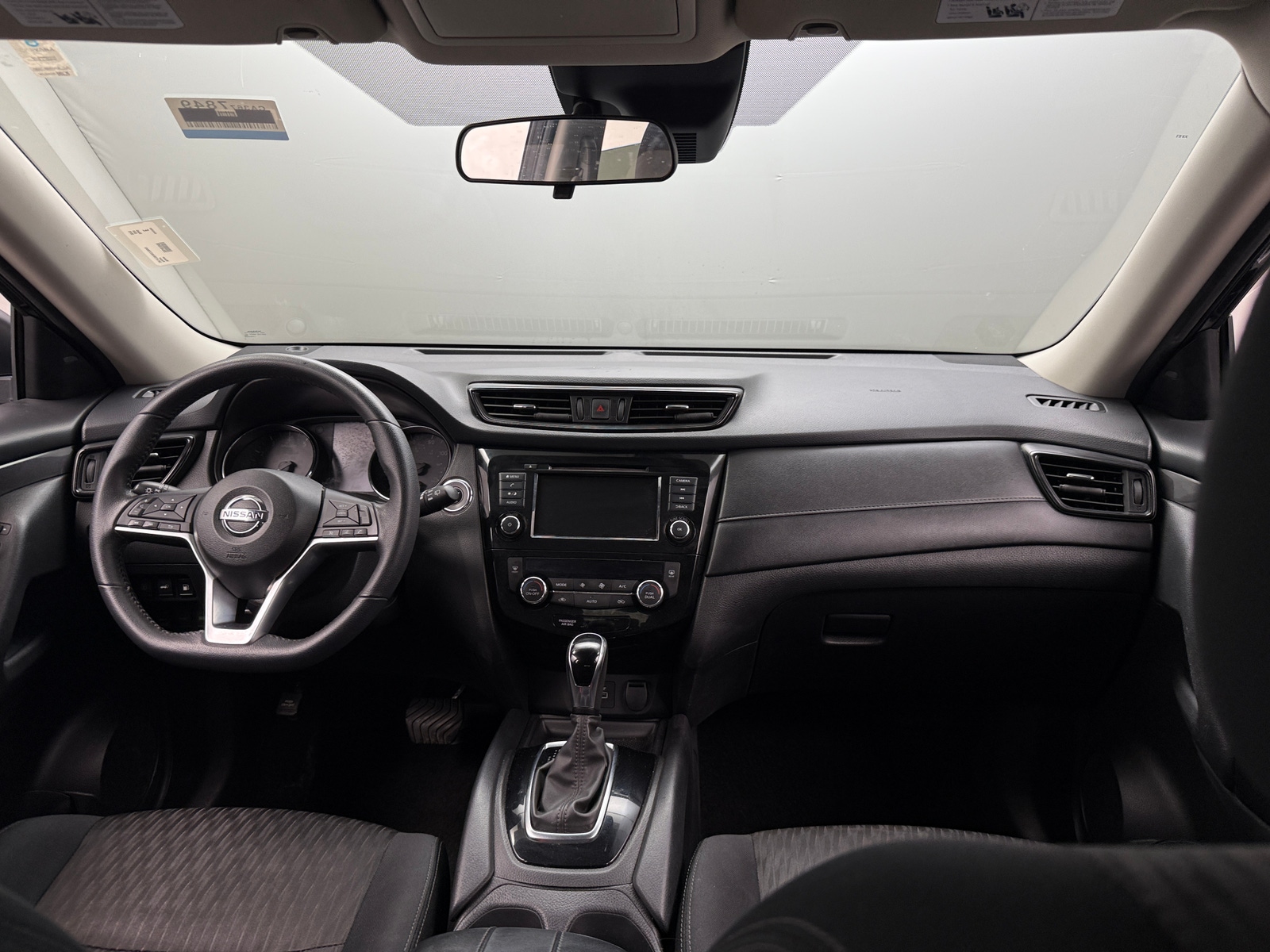 Thumbnail: 2019 Nissan Rogue - 3