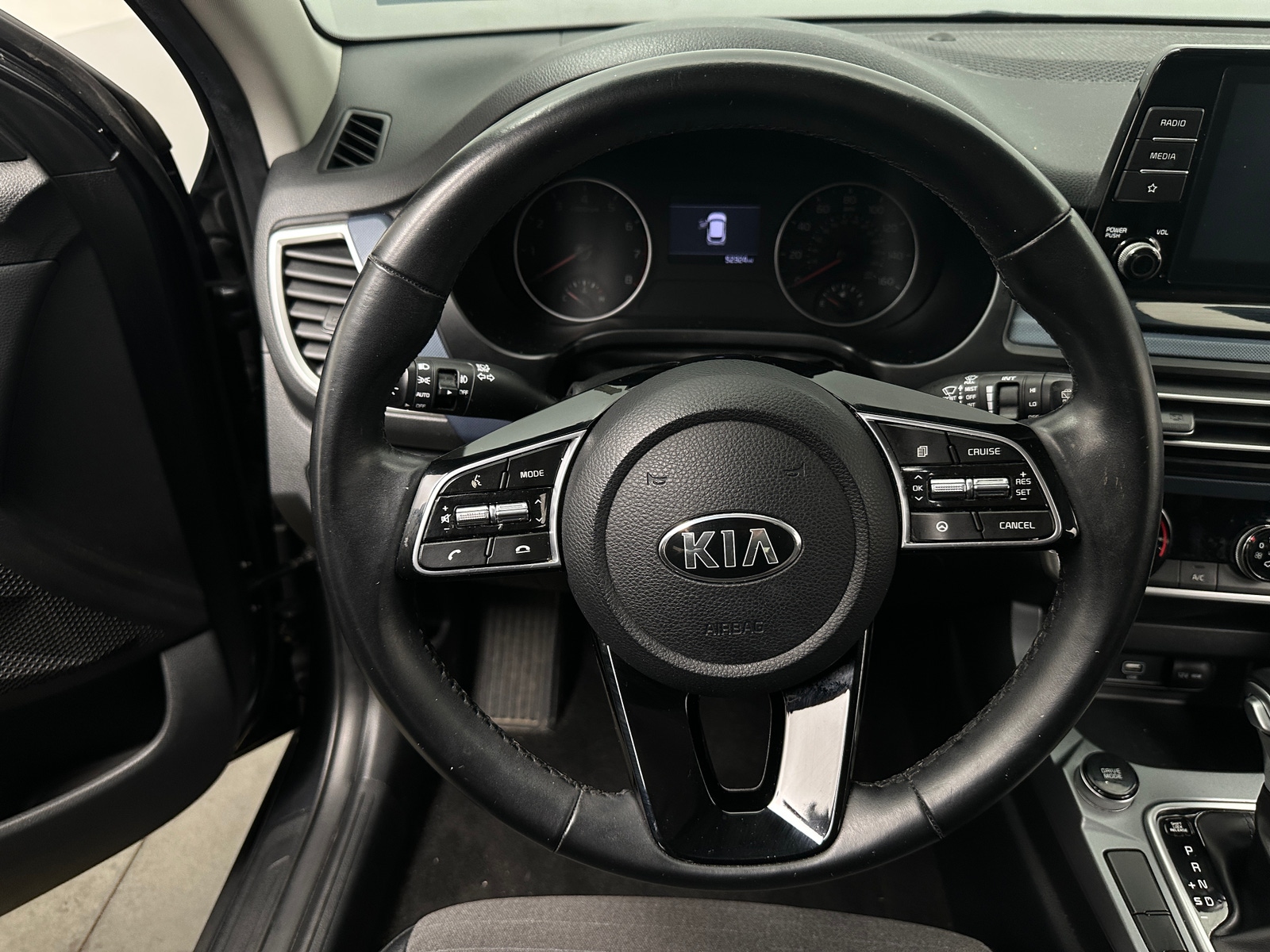 Thumbnail: 2021 Kia Seltos - 4