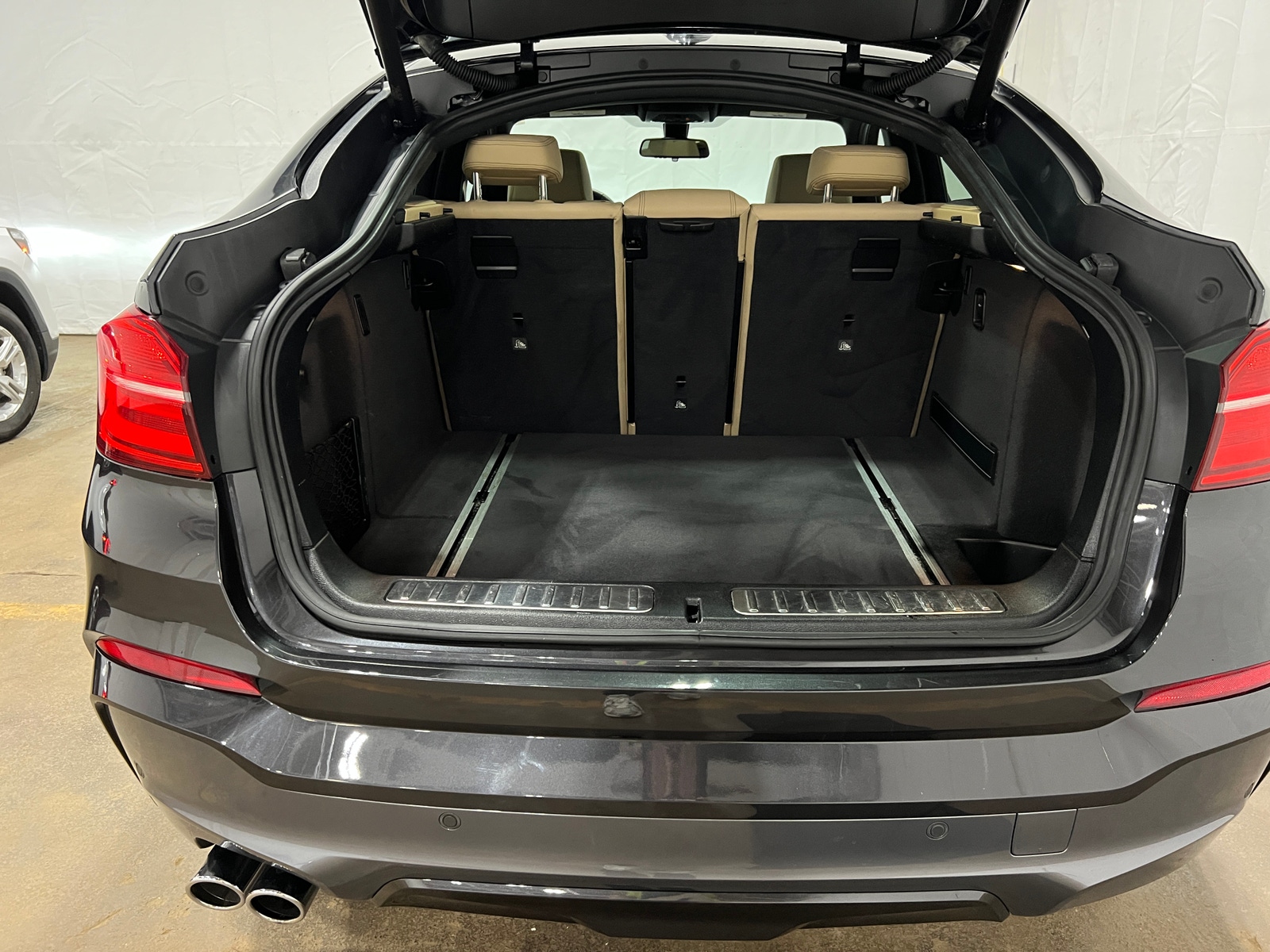 Thumbnail: 2016 BMW X4 - 6