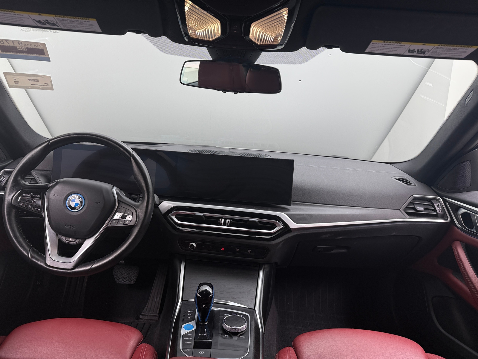 Thumbnail: 2022 BMW i4 - 2