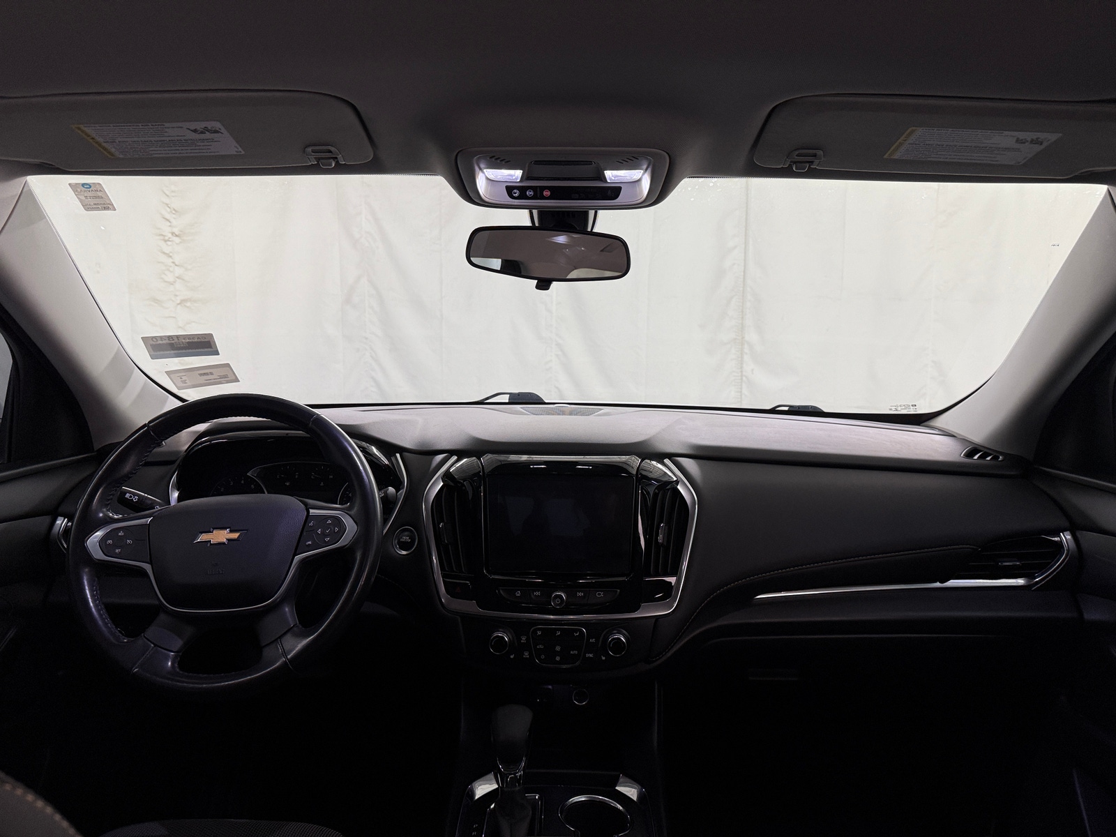 Thumbnail: 2021 Chevrolet Traverse - 3