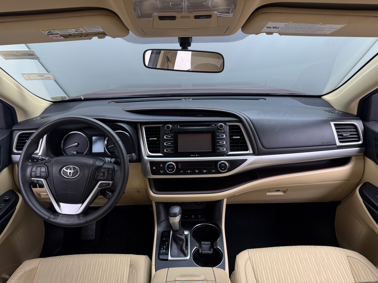 Thumbnail: 2015 Toyota Highlander - 3