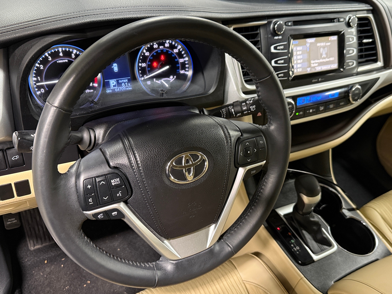 Thumbnail: 2015 Toyota Highlander - 5
