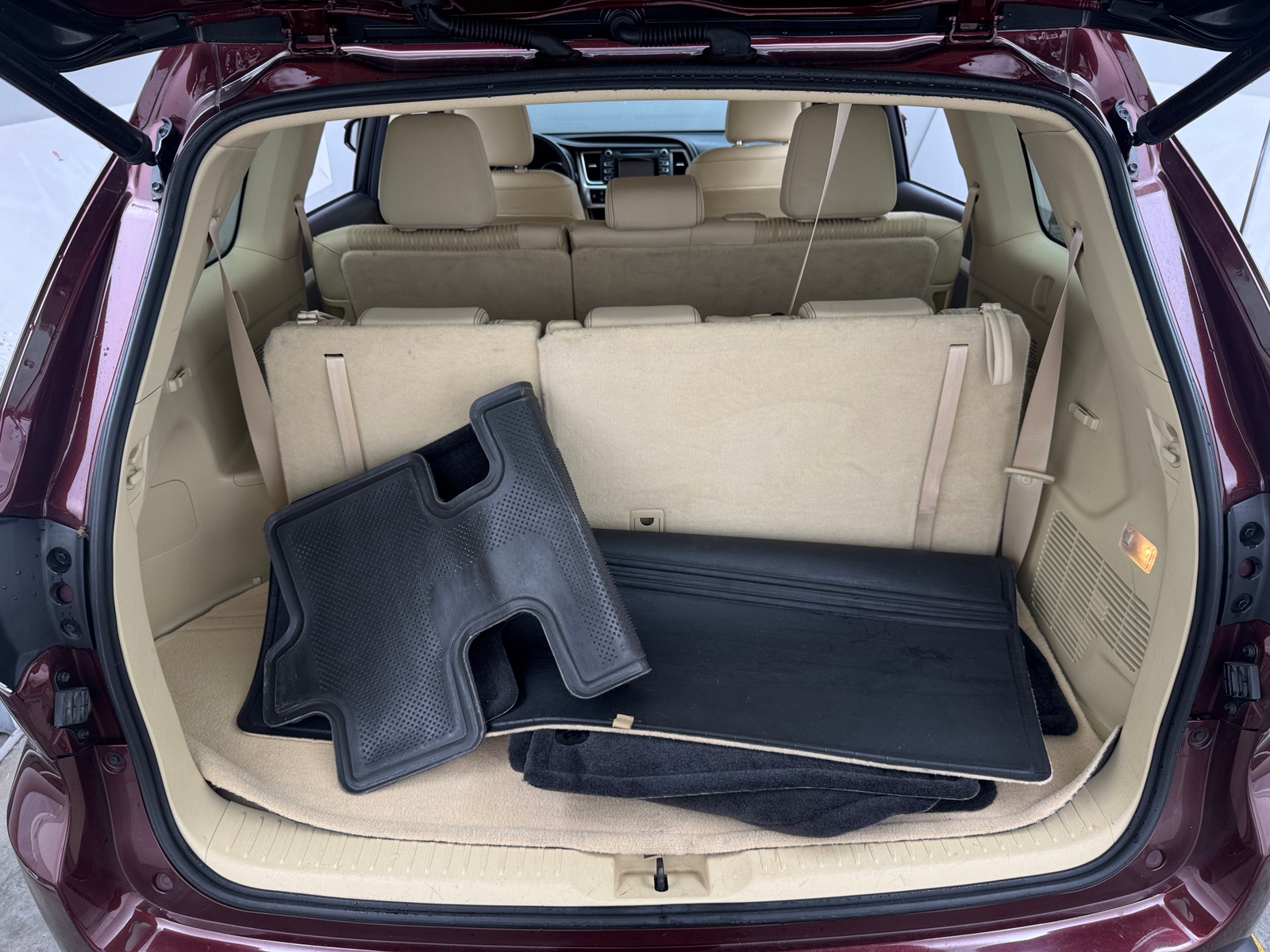 Thumbnail: 2015 Toyota Highlander - 7