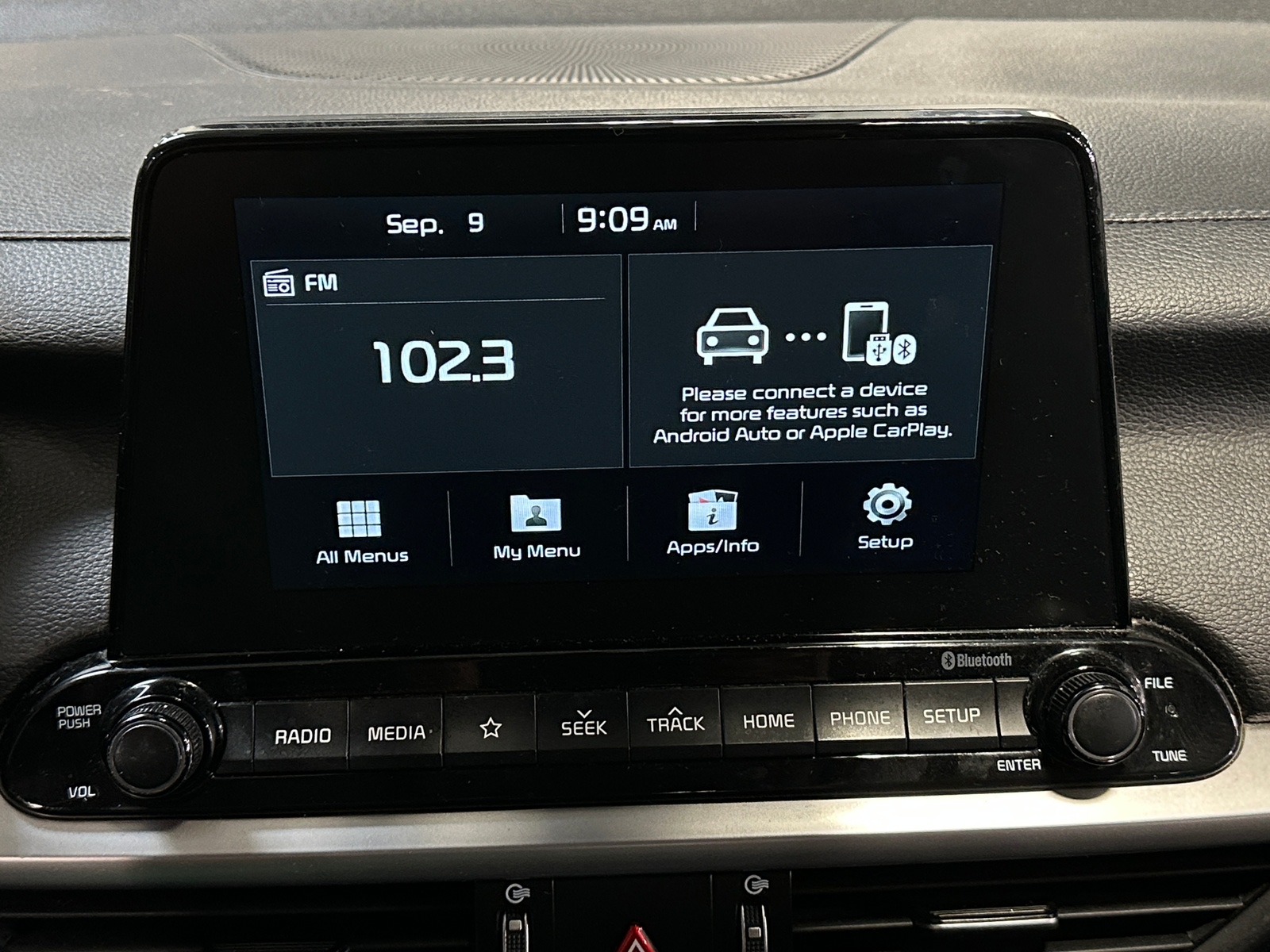 Thumbnail: 2019 Kia Forte - 4