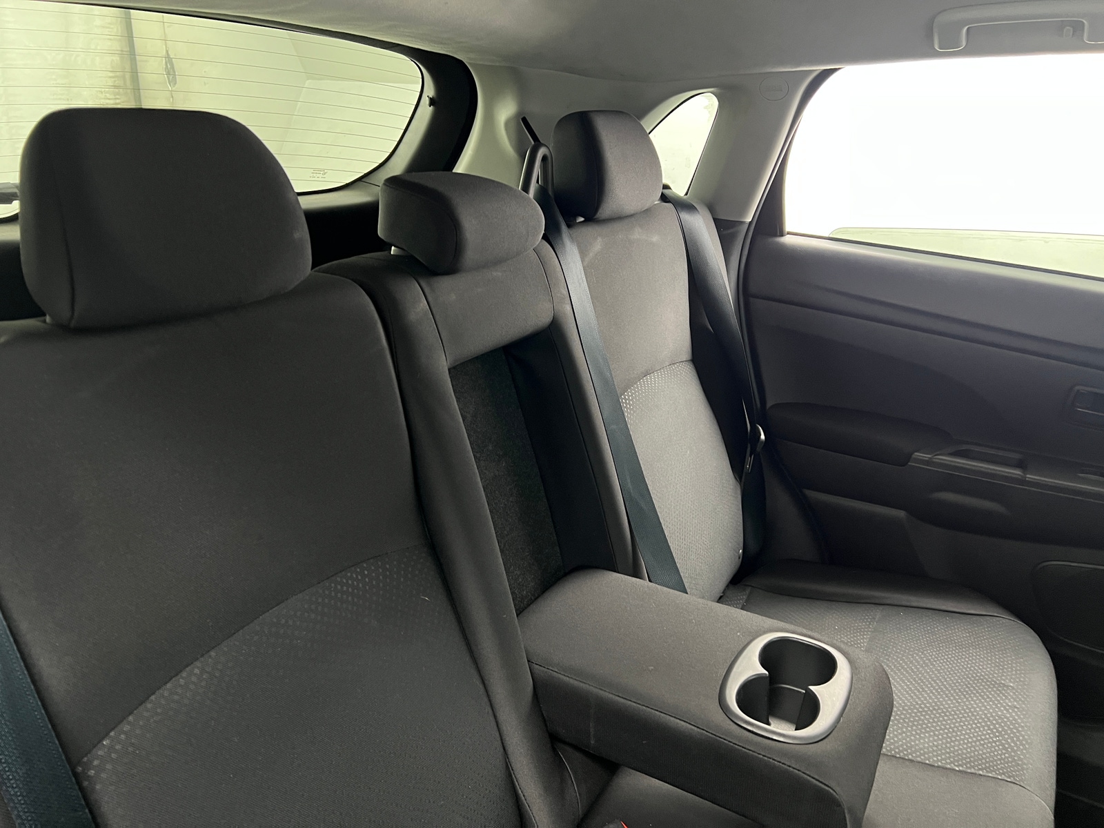 Thumbnail: 2015 Mitsubishi Outlander Sport - 6