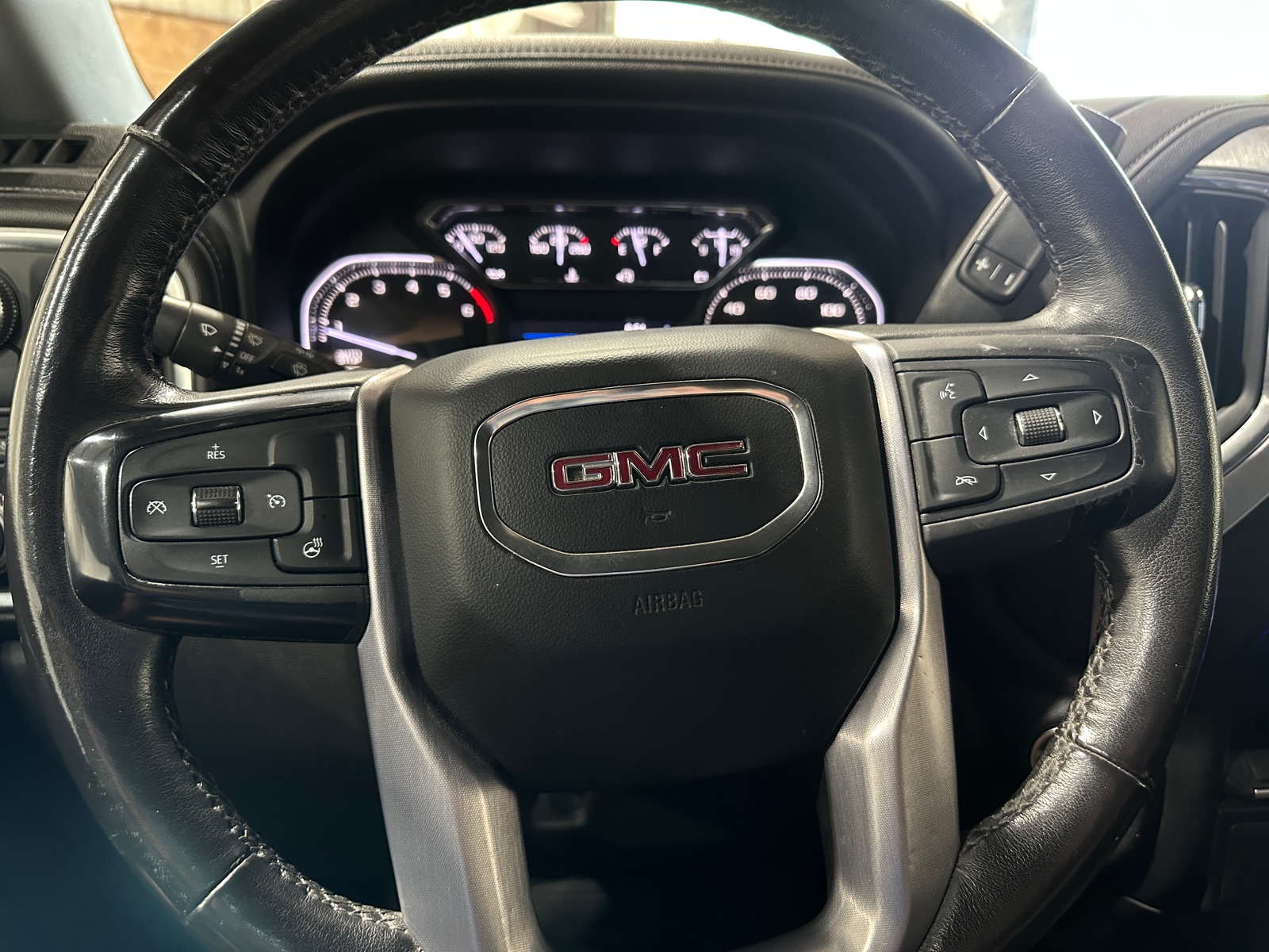 Thumbnail: 2020 GMC Sierra 1500 - 5