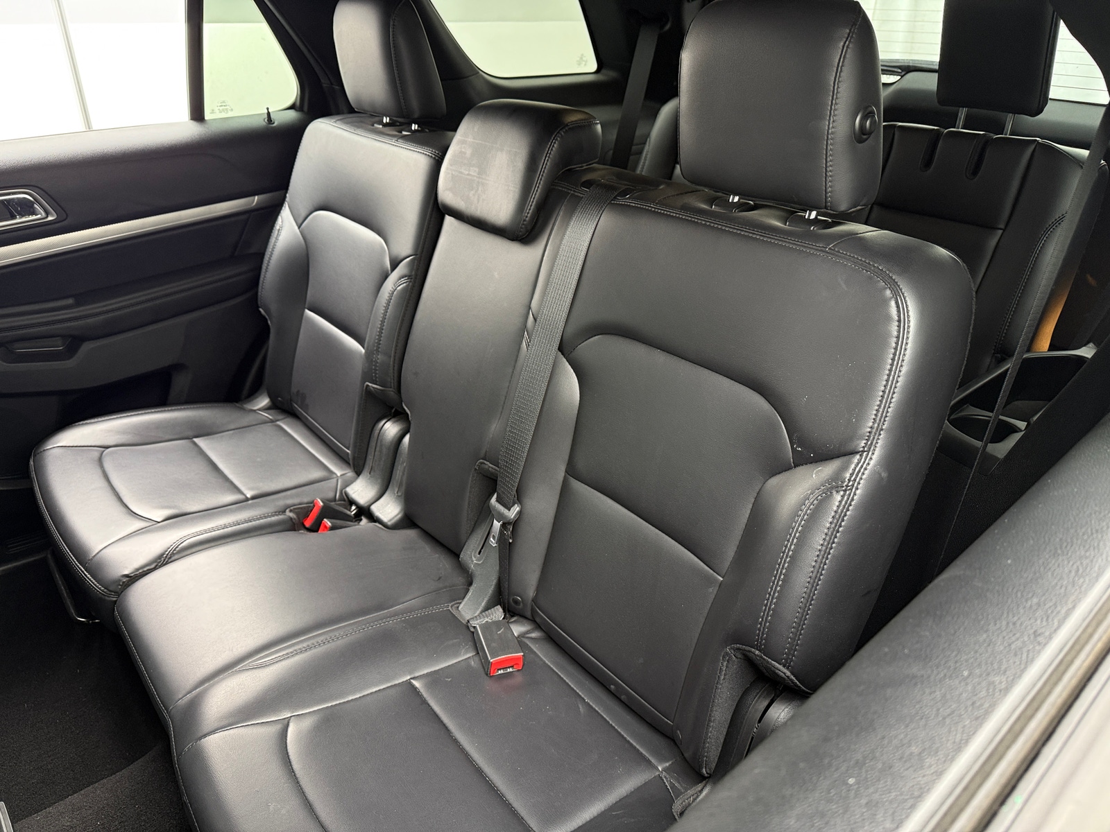 Thumbnail: 2019 Ford Explorer - 5