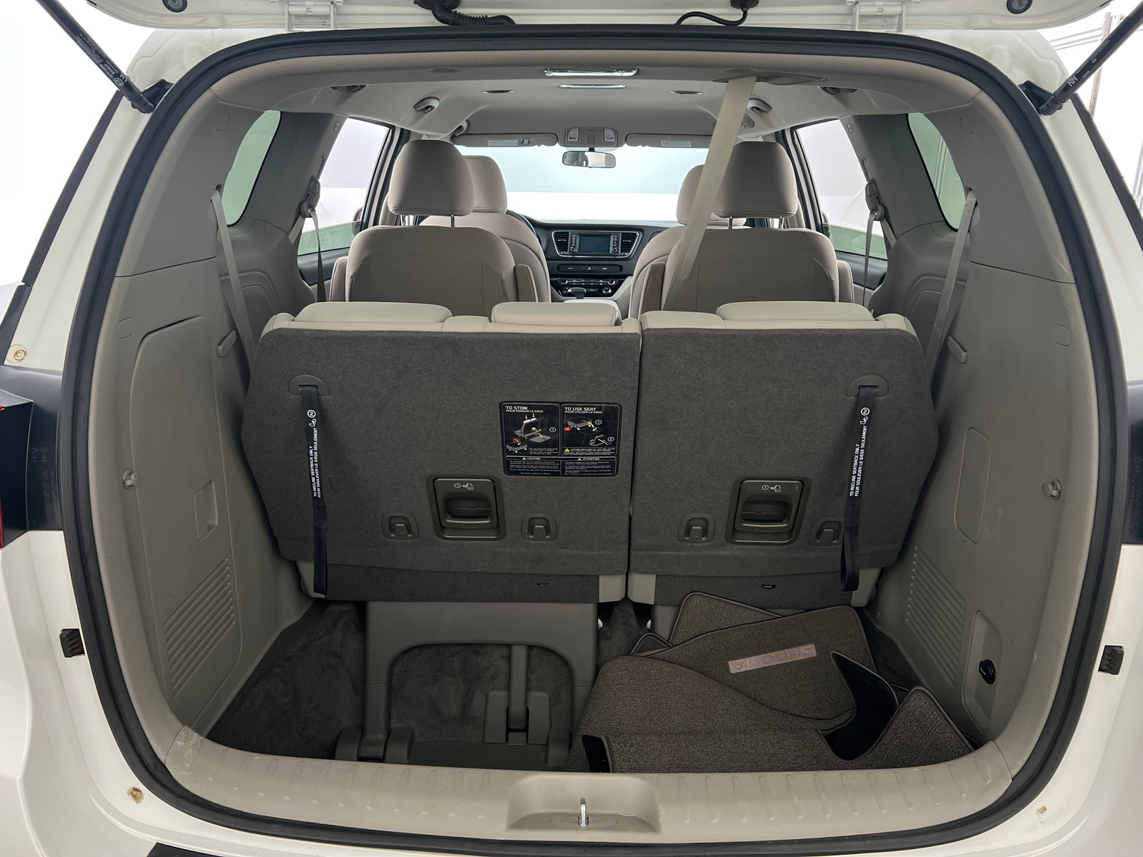 Thumbnail: 2020 Kia Sedona - 7