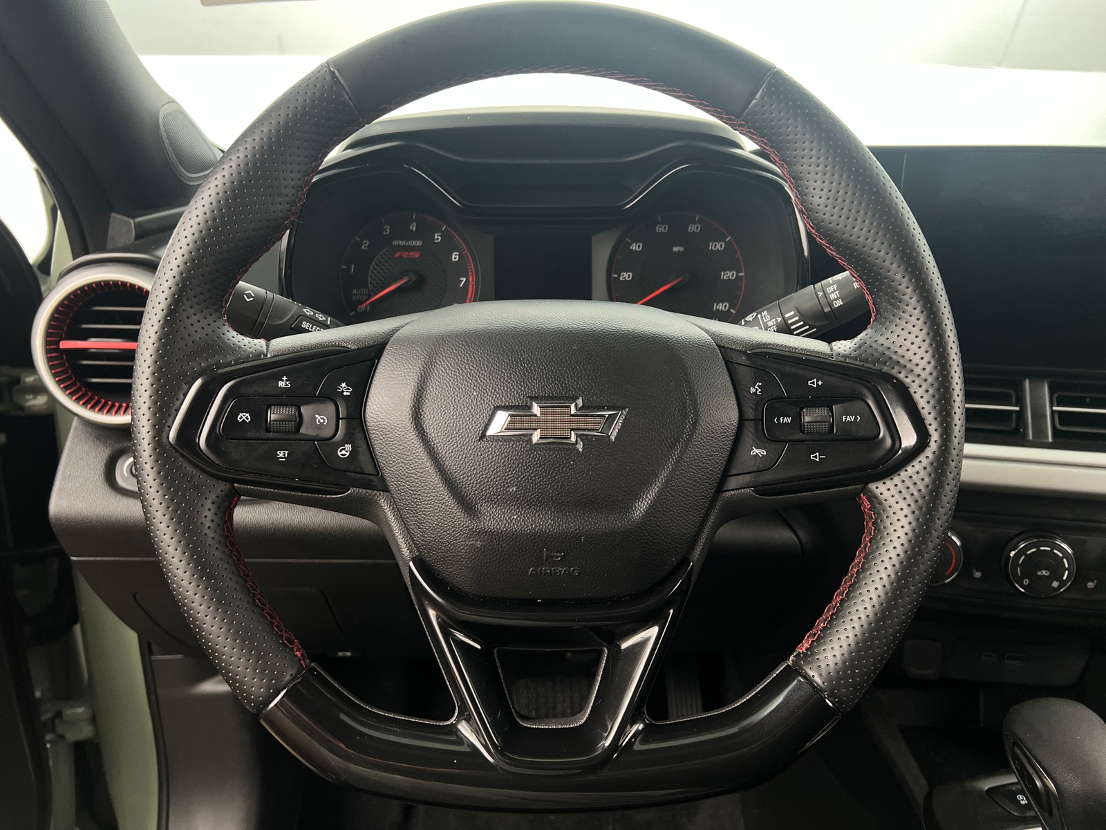 Thumbnail: 2024 Chevrolet Trax - 5