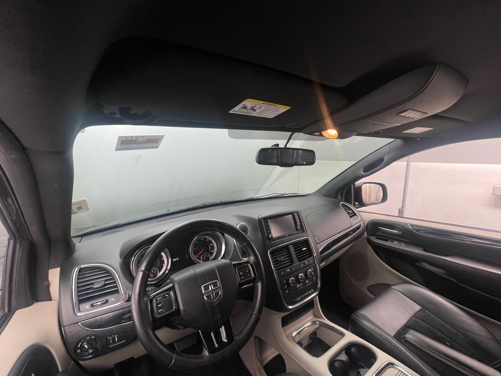 Thumbnail: 2017 Dodge Grand Caravan - 2