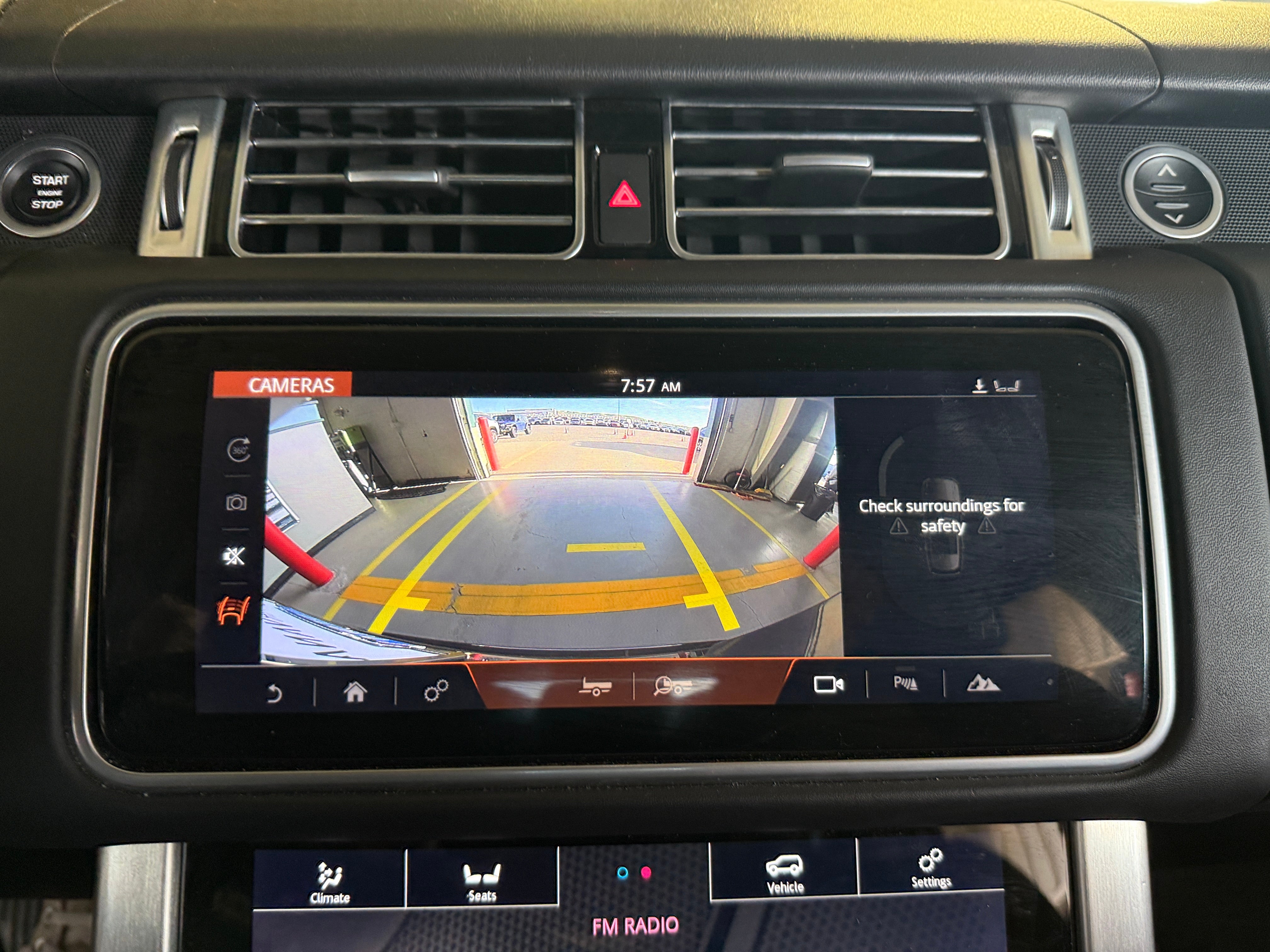 2018 Land Rover Range Rover Supercharged - Photo 17