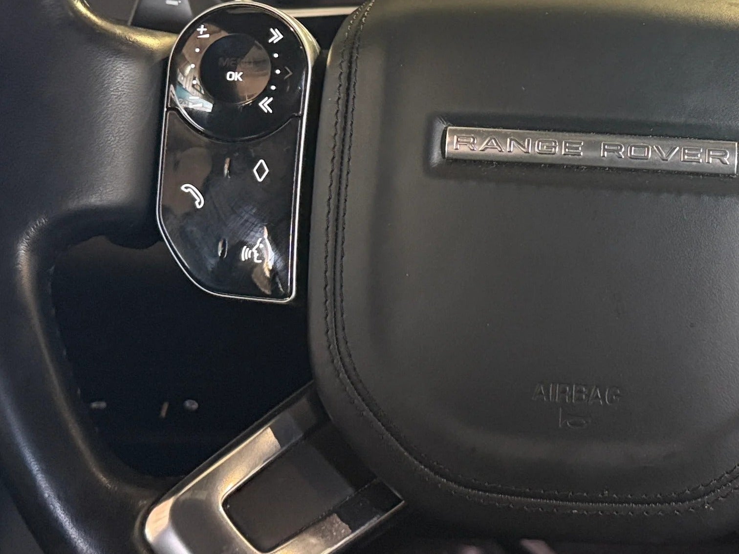 2018 Land Rover Range Rover Supercharged - Photo 11