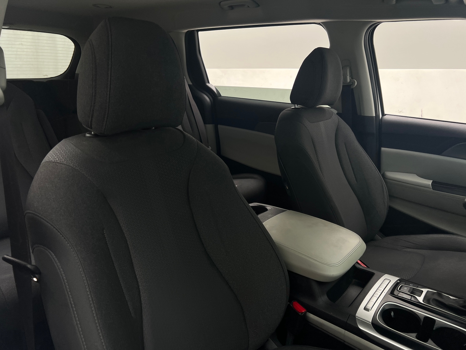 Thumbnail: 2022 Kia Carnival - 2