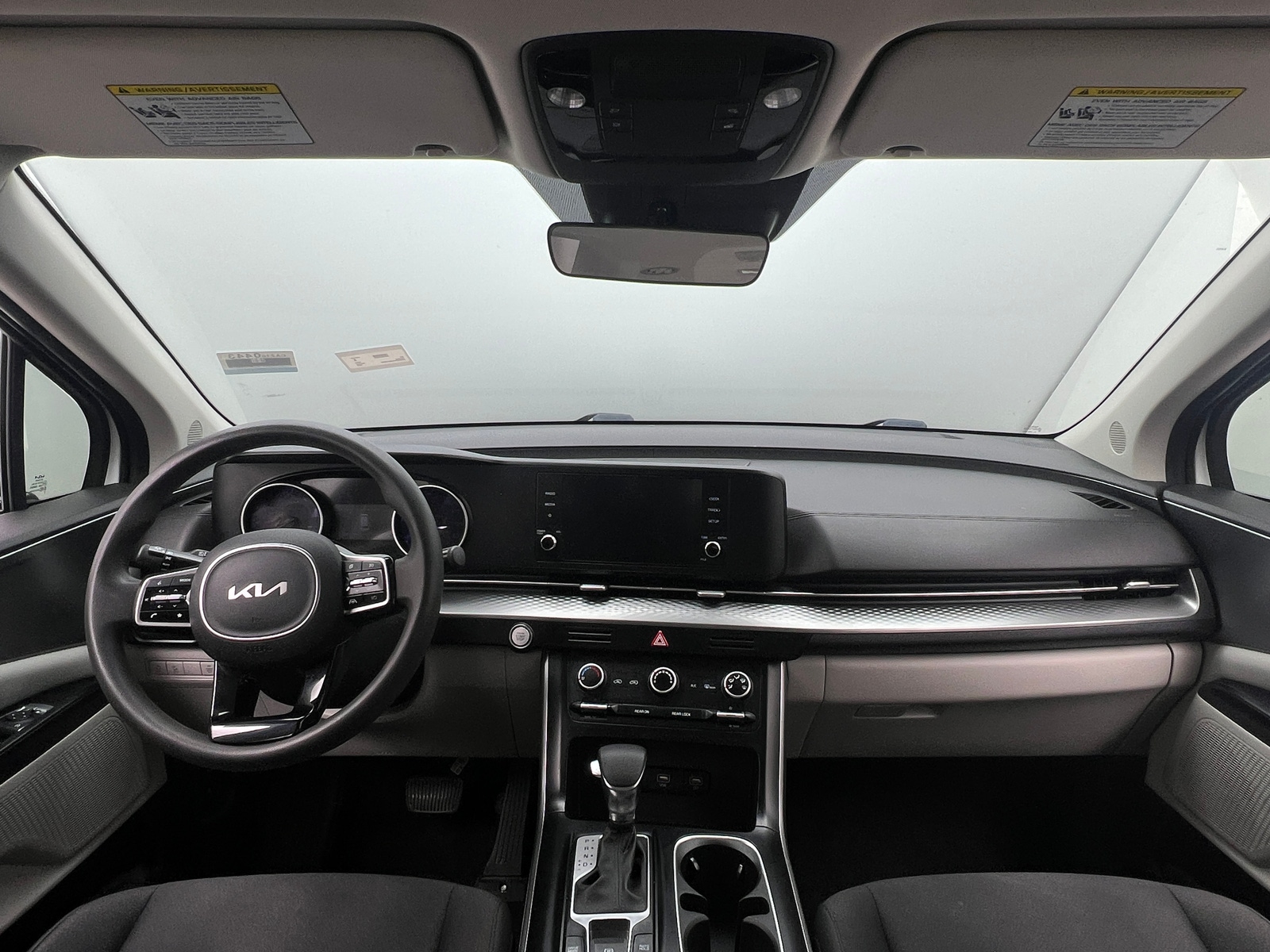 Thumbnail: 2022 Kia Carnival - 3