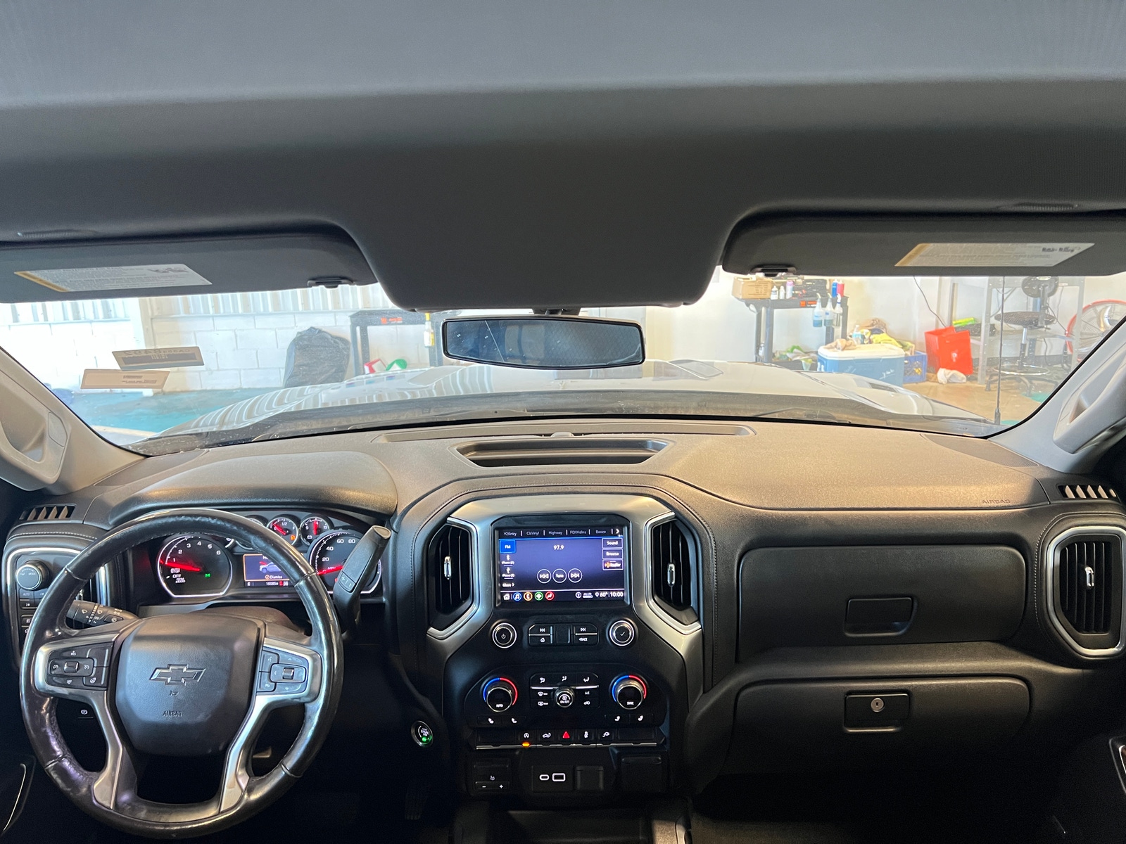 Thumbnail: 2020 Chevrolet Silverado 1500 - 3