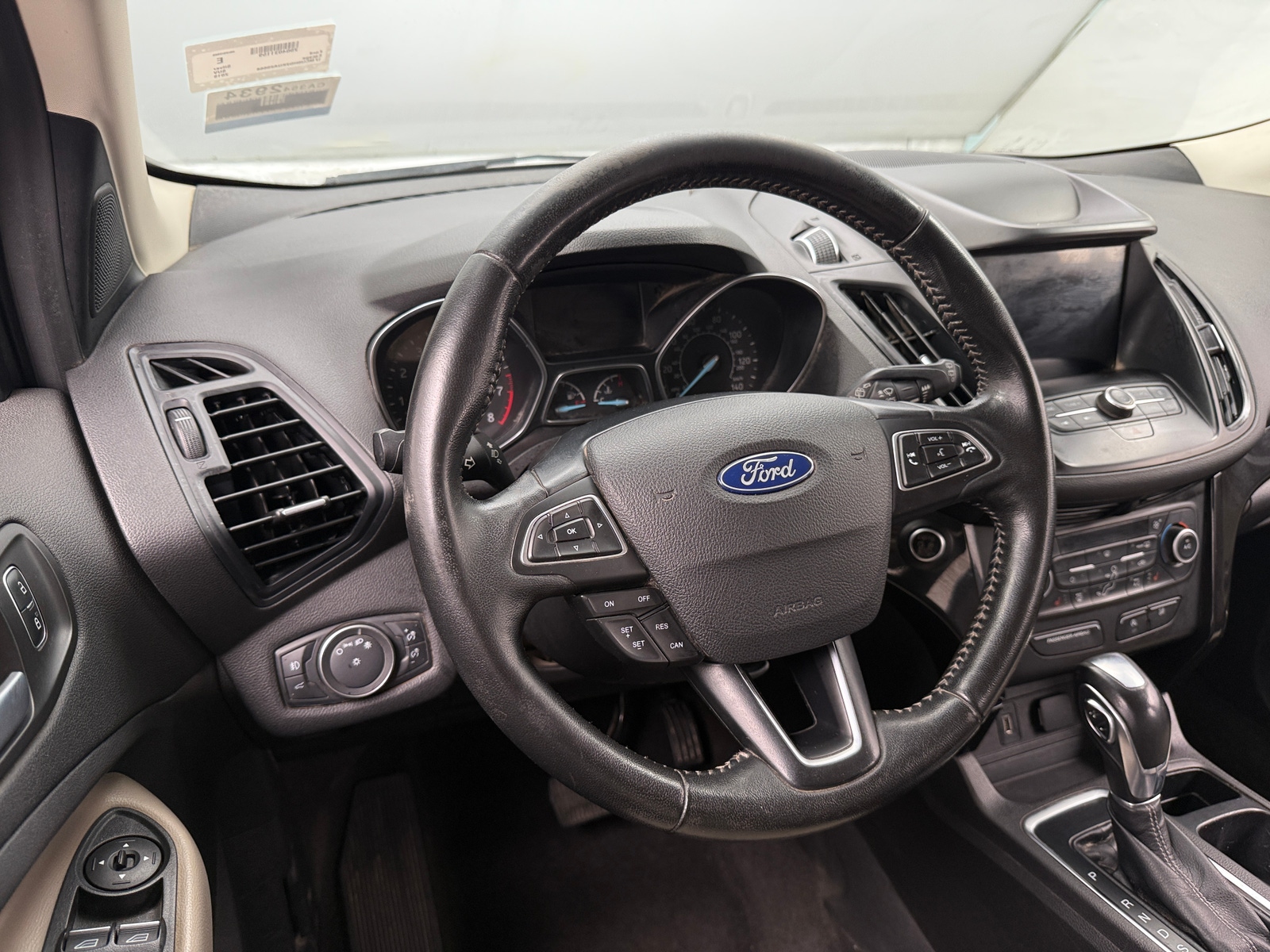 Thumbnail: 2019 Ford Escape - 4