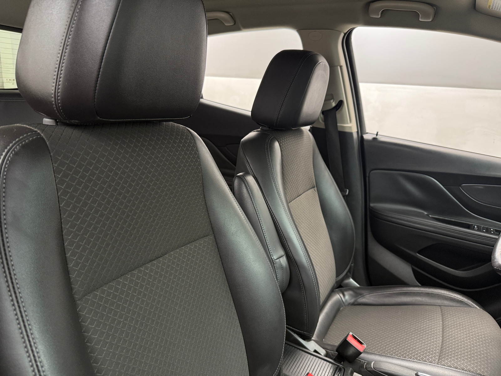 Thumbnail: 2018 Buick Encore - 2