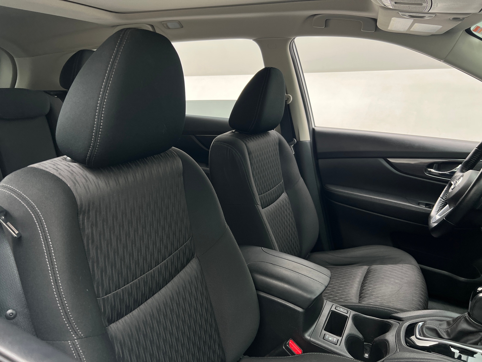 Thumbnail: 2020 Nissan Rogue - 2