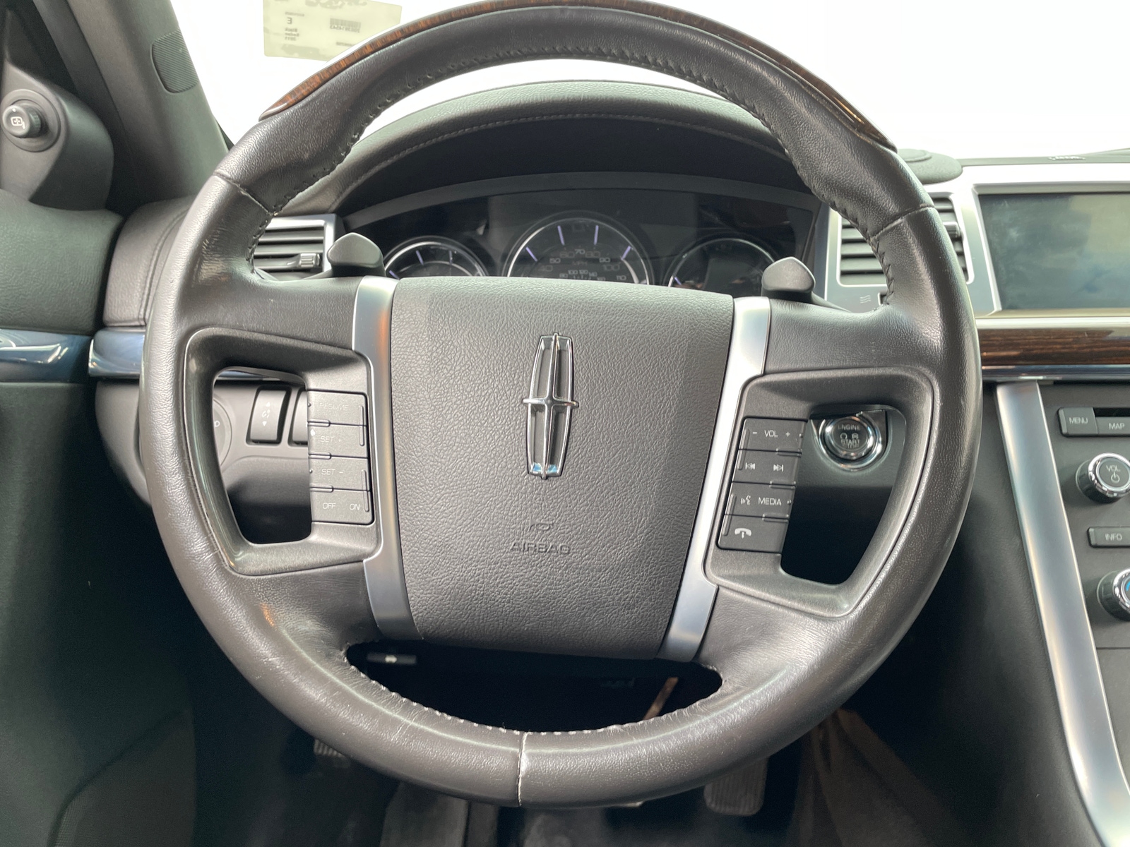 Thumbnail: 2011 Lincoln MKS - 4