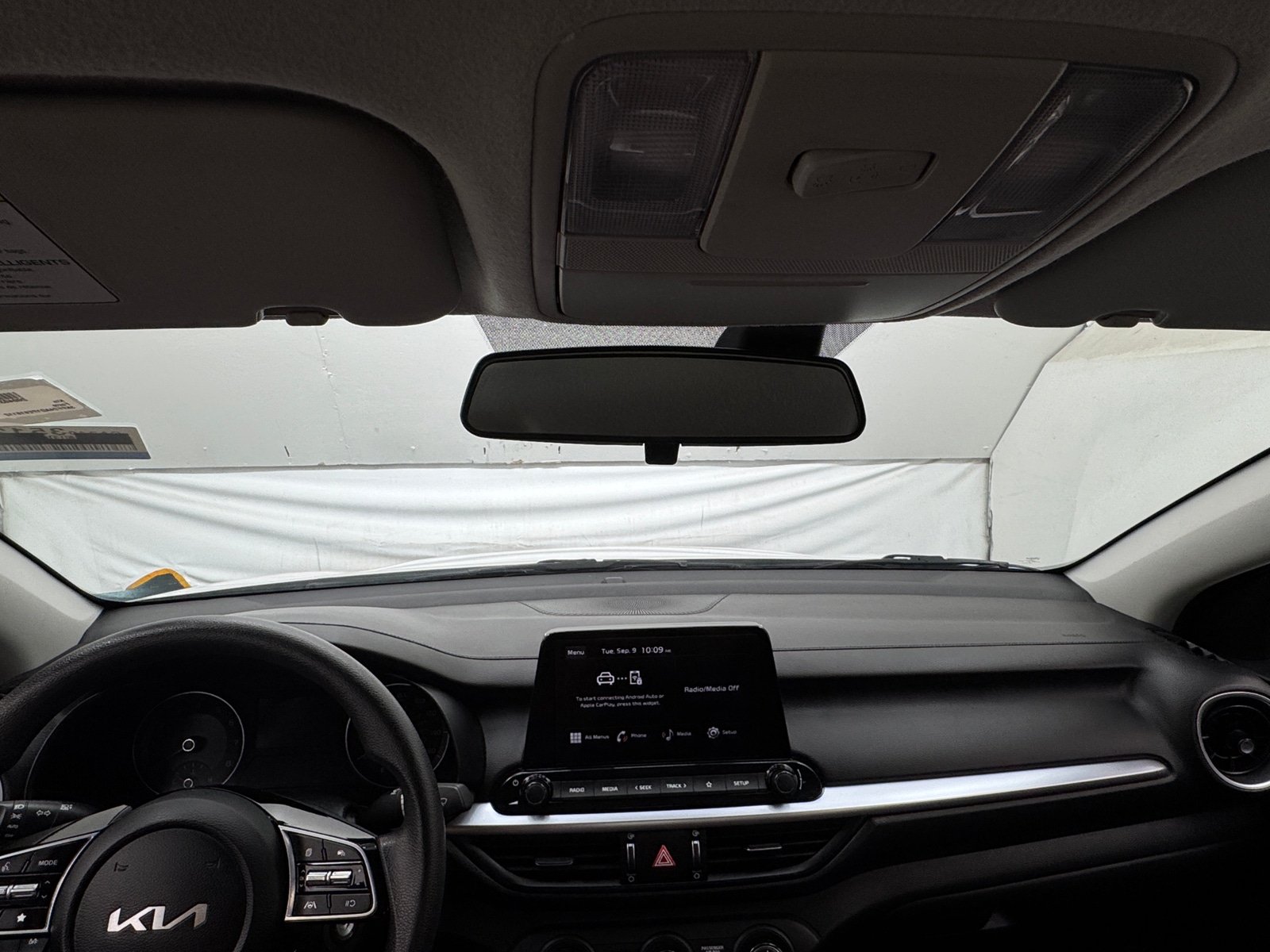 Thumbnail: 2023 Kia Forte - 3