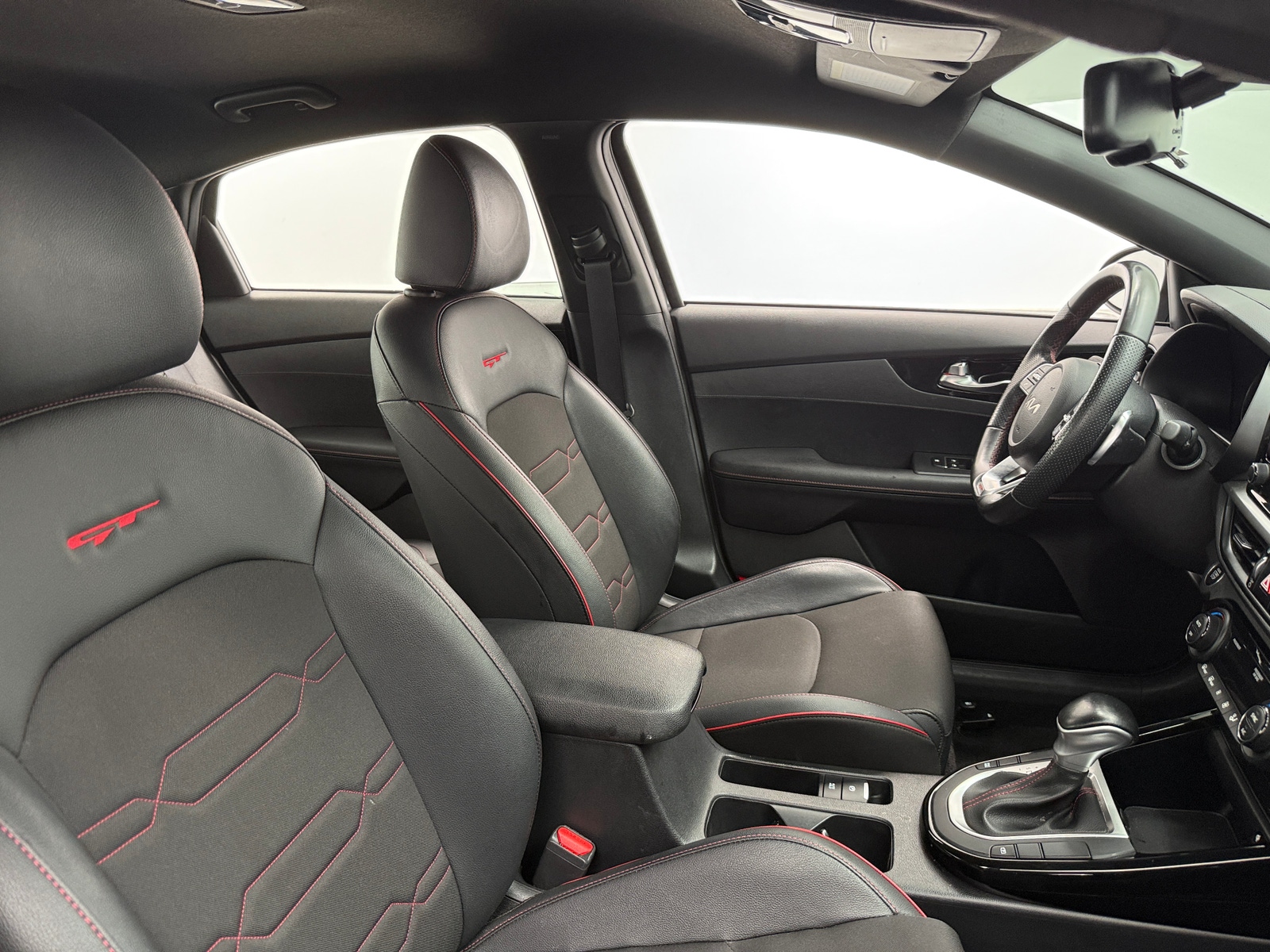 Thumbnail: 2022 Kia Forte - 2