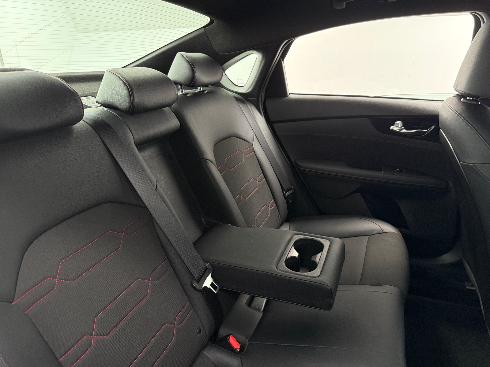 Thumbnail: 2022 Kia Forte - 6