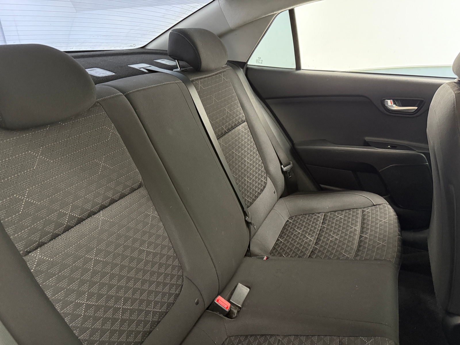 Thumbnail: 2018 Kia Rio - 6