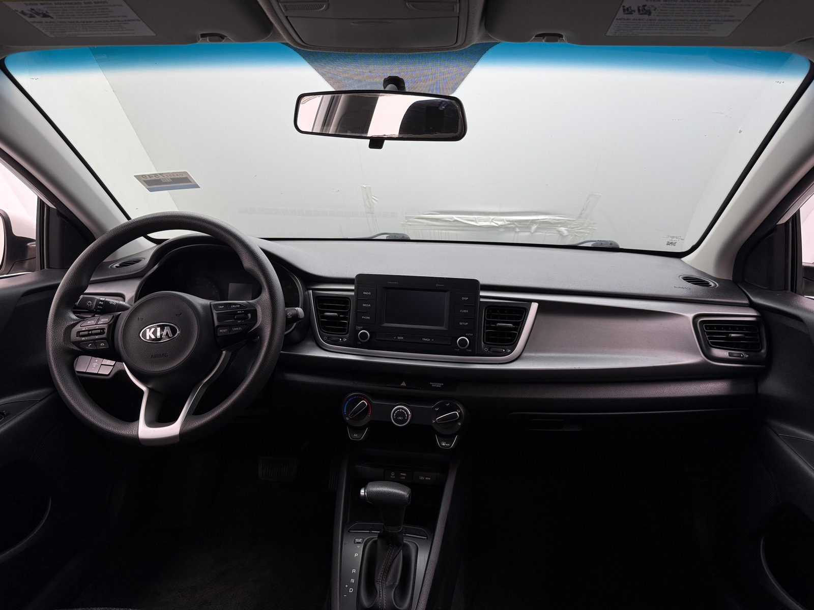 Thumbnail: 2018 Kia Rio - 3