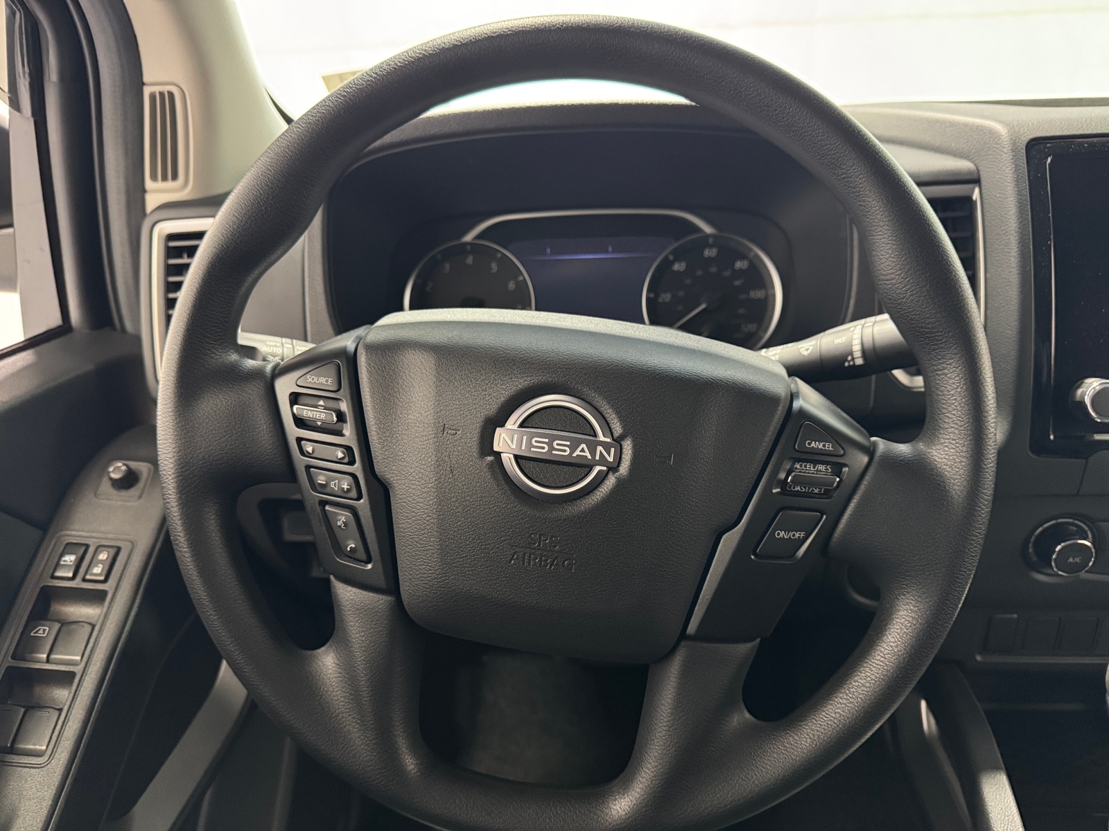Thumbnail: 2023 Nissan Frontier - 5