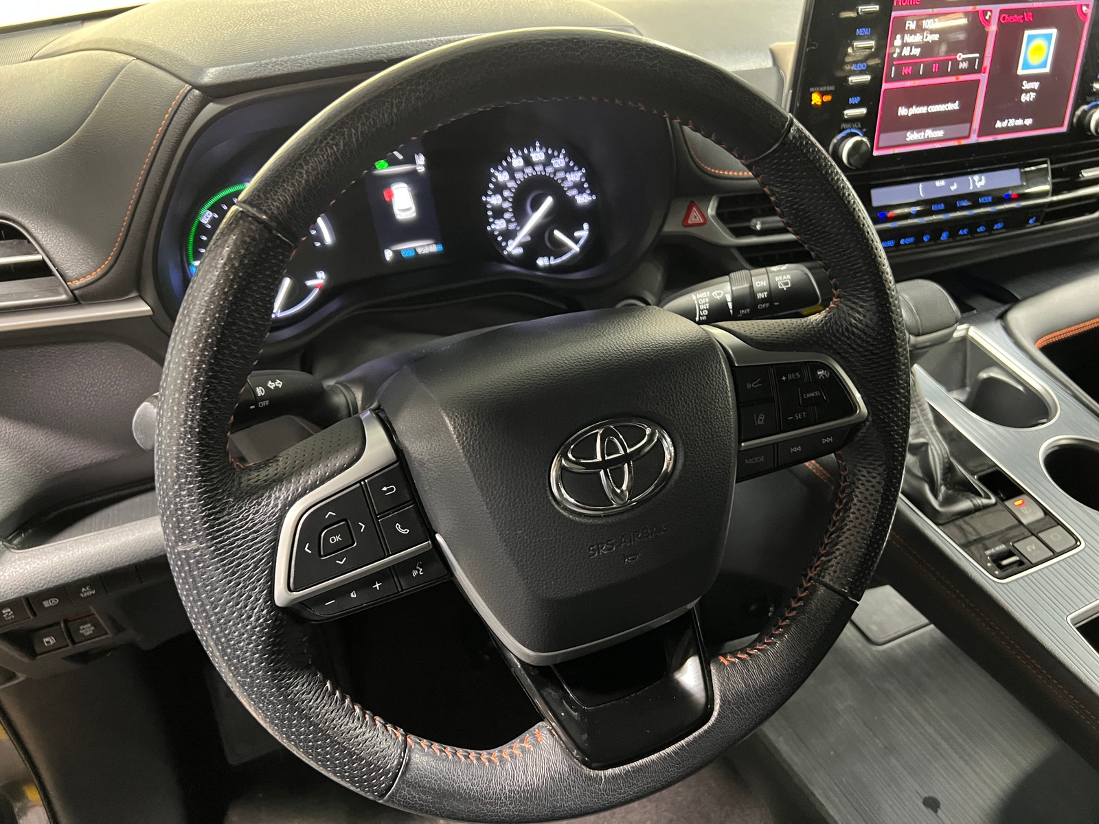 Thumbnail: 2021 Toyota Sienna - 4