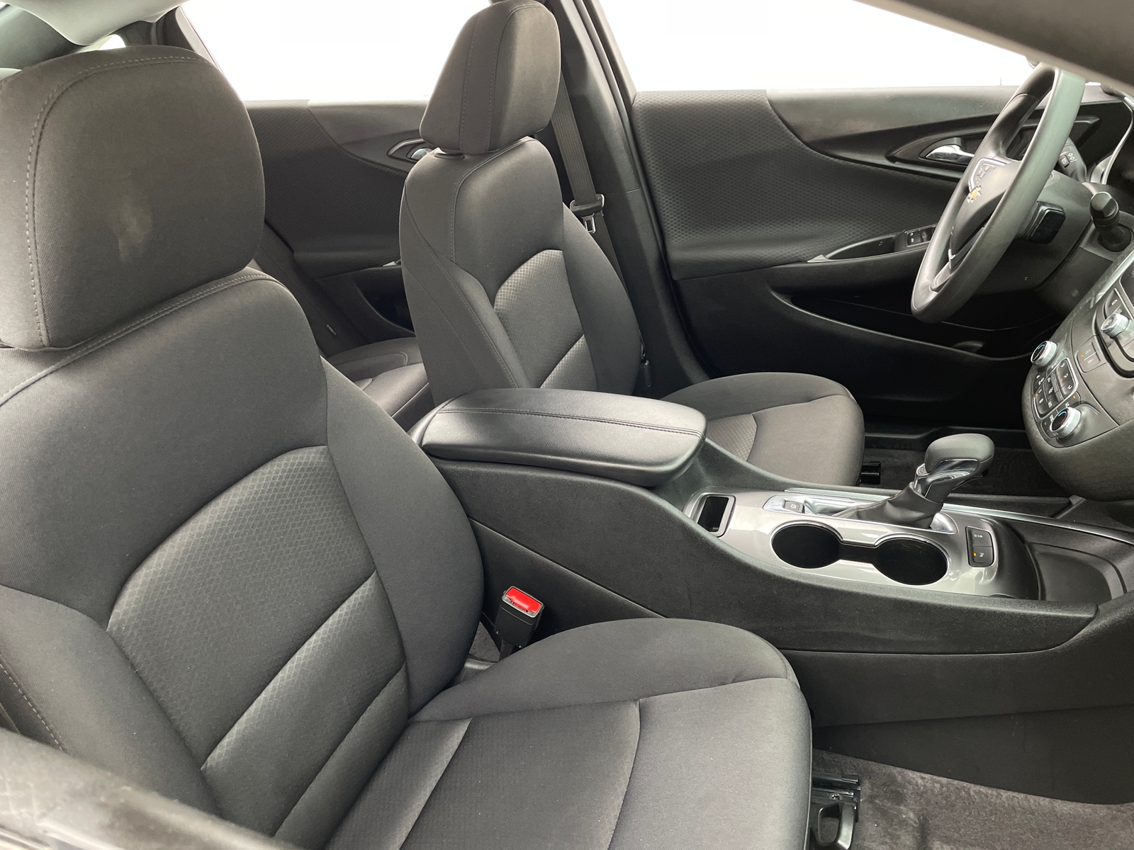 Thumbnail: 2025 Chevrolet Malibu - 2