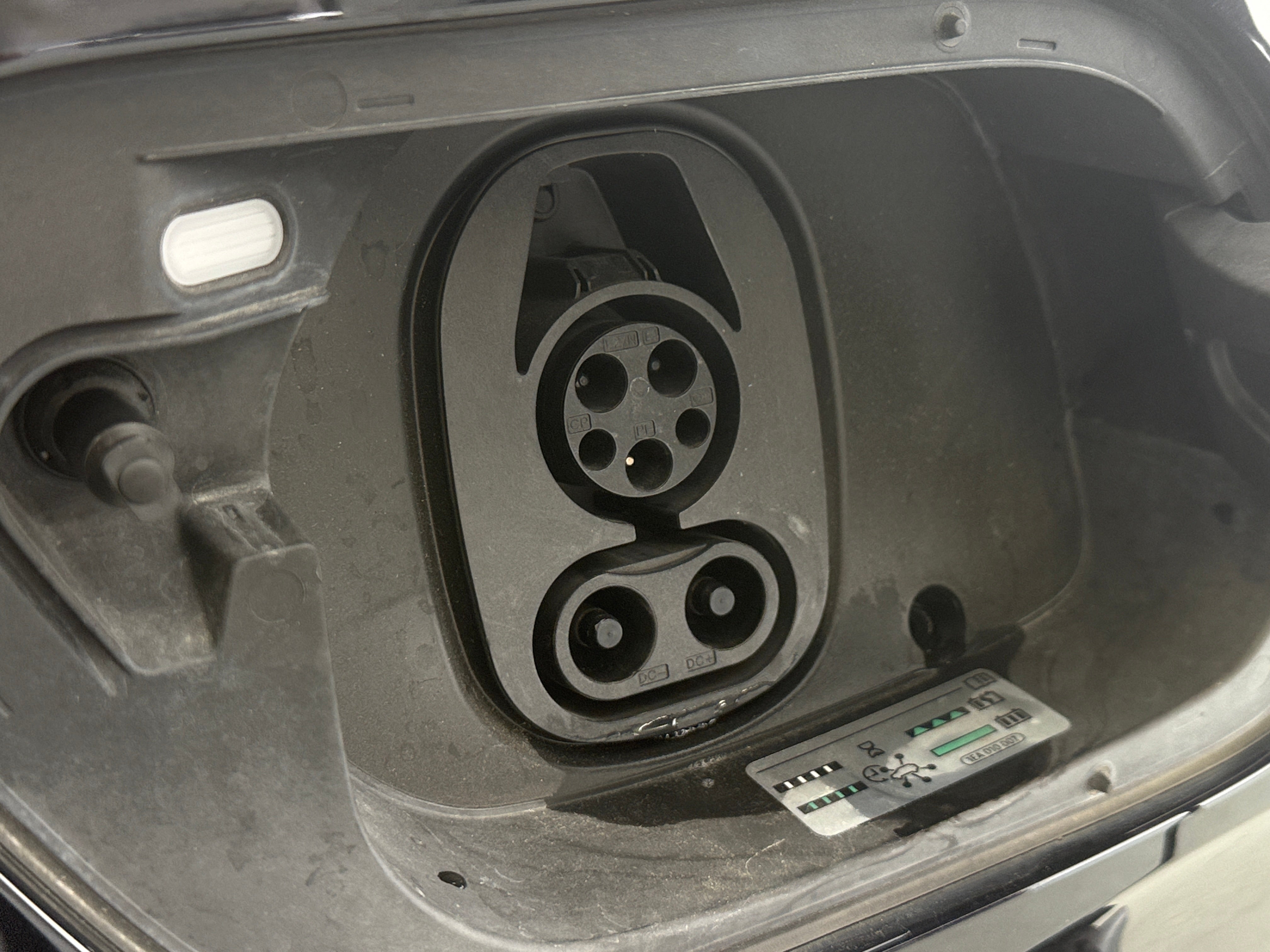 Used 2023 Volkswagen ID.4 S with VIN 1V25MPE84PC018963 for sale in Oak Creek, WI