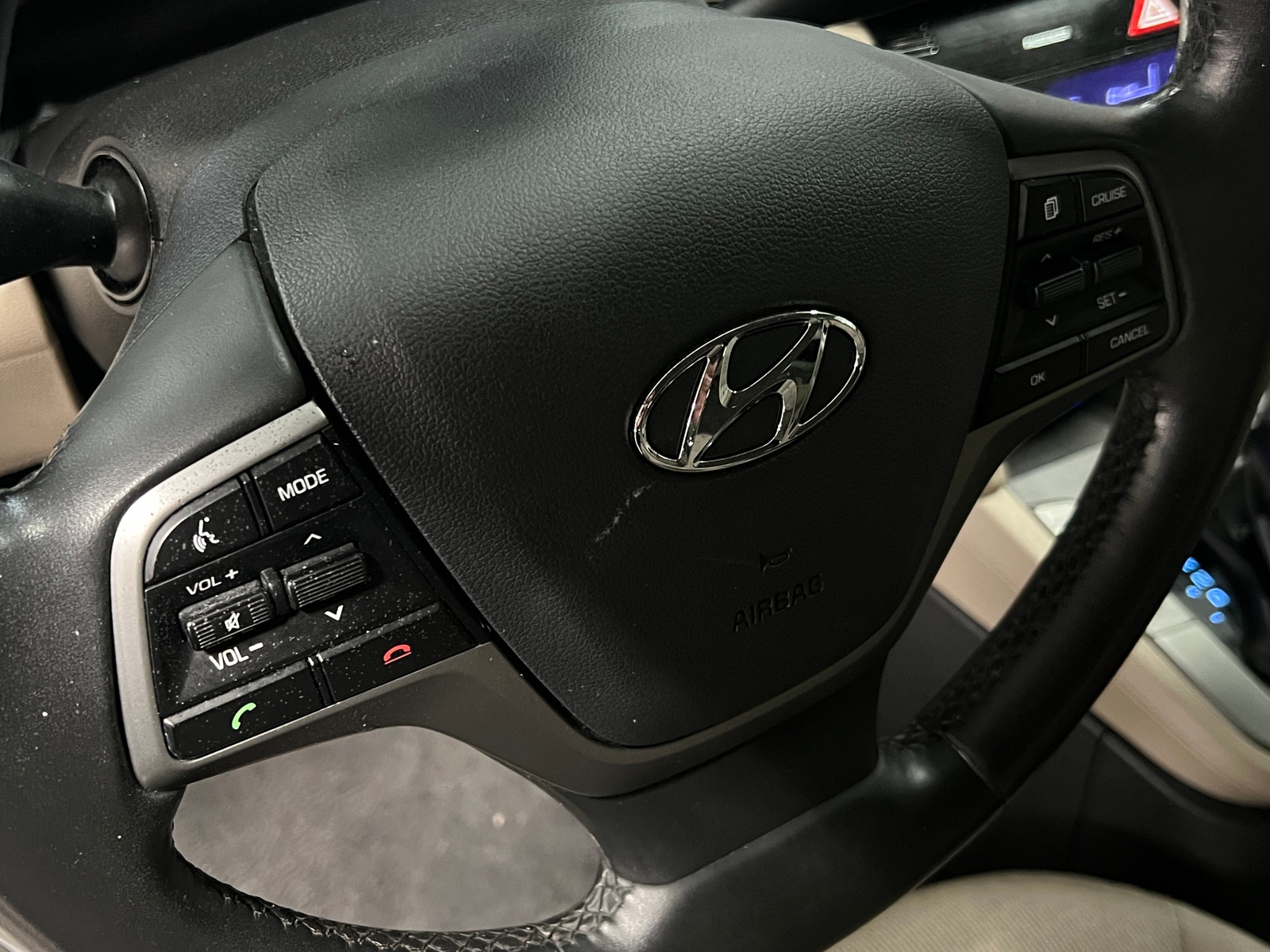 Thumbnail: 2017 Hyundai Elantra - 5