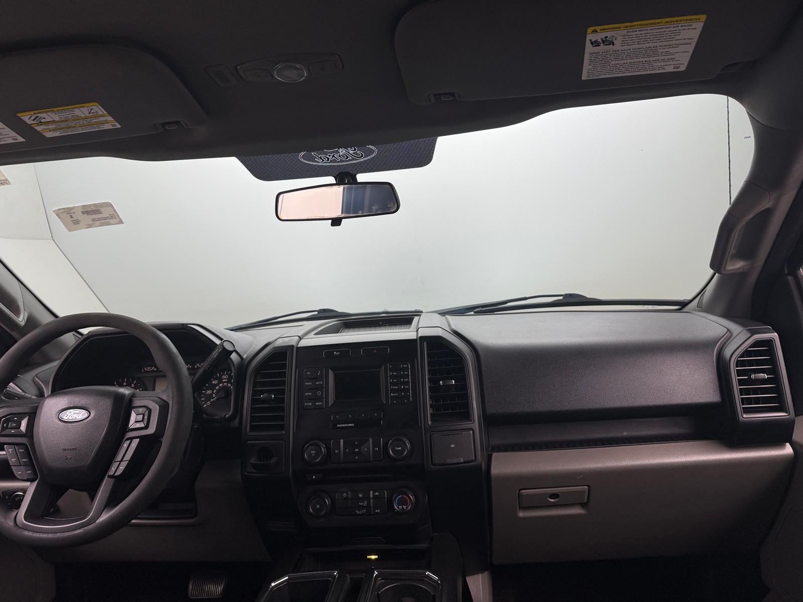 Thumbnail: 2015 Ford Econoline - 3