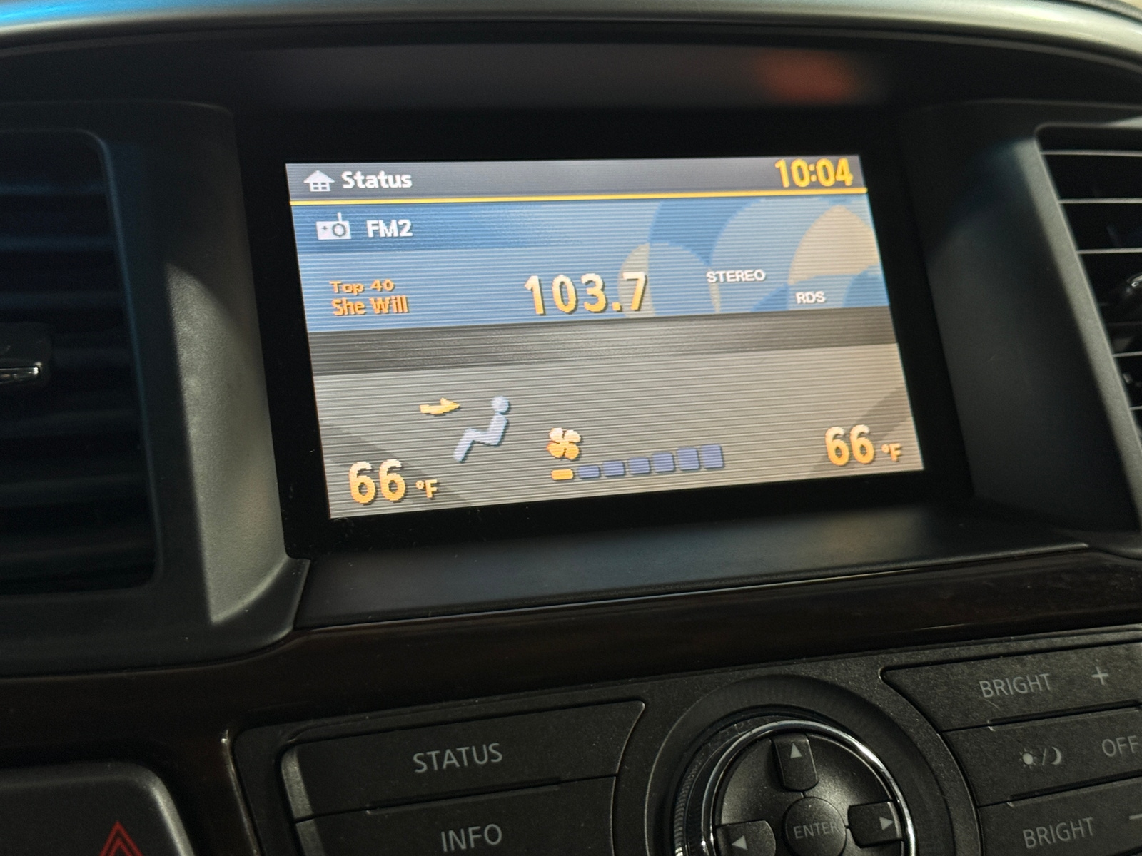 Thumbnail: 2013 Nissan Pathfinder - 3