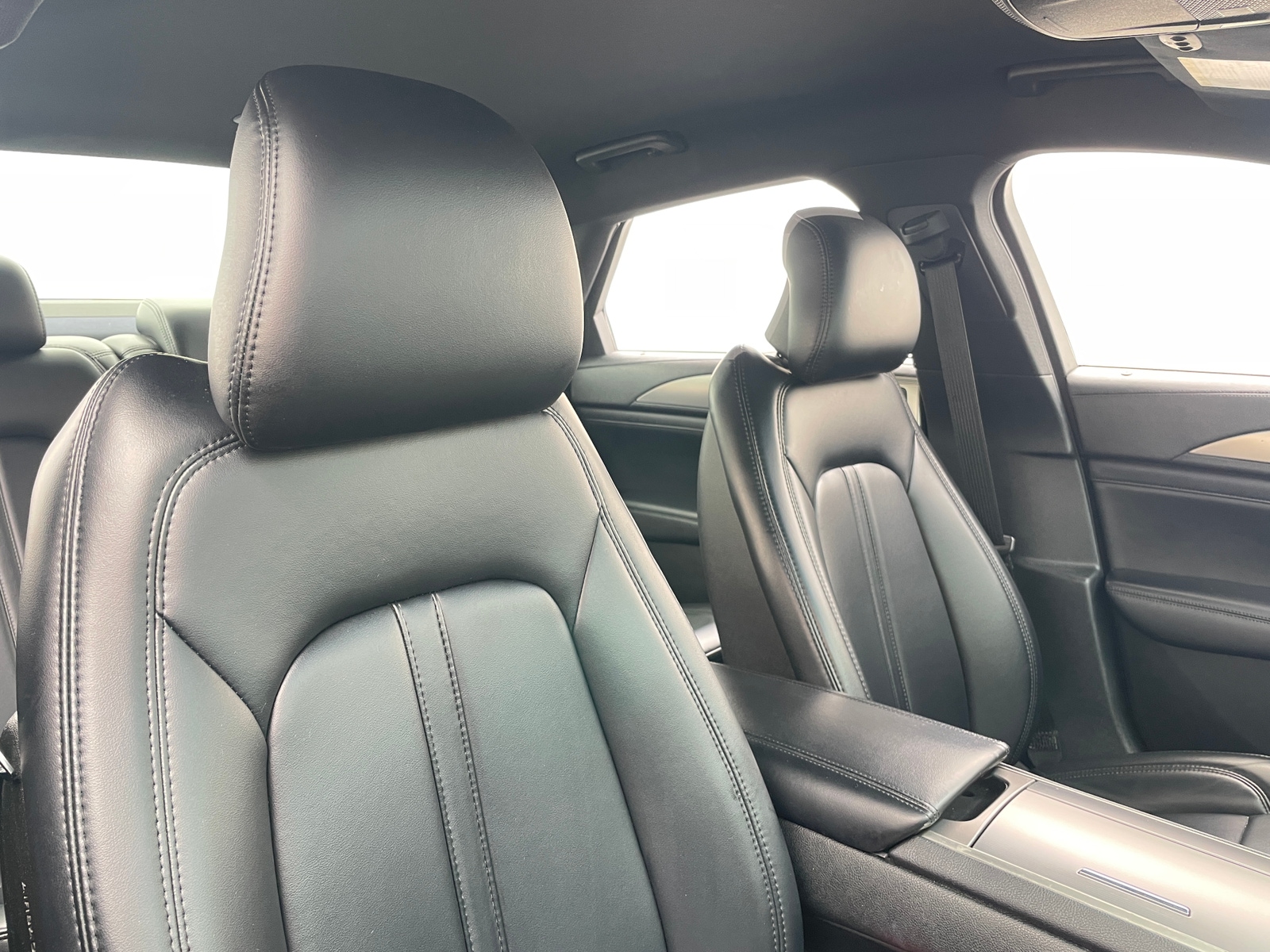 Thumbnail: 2017 Lincoln MKZ - 2