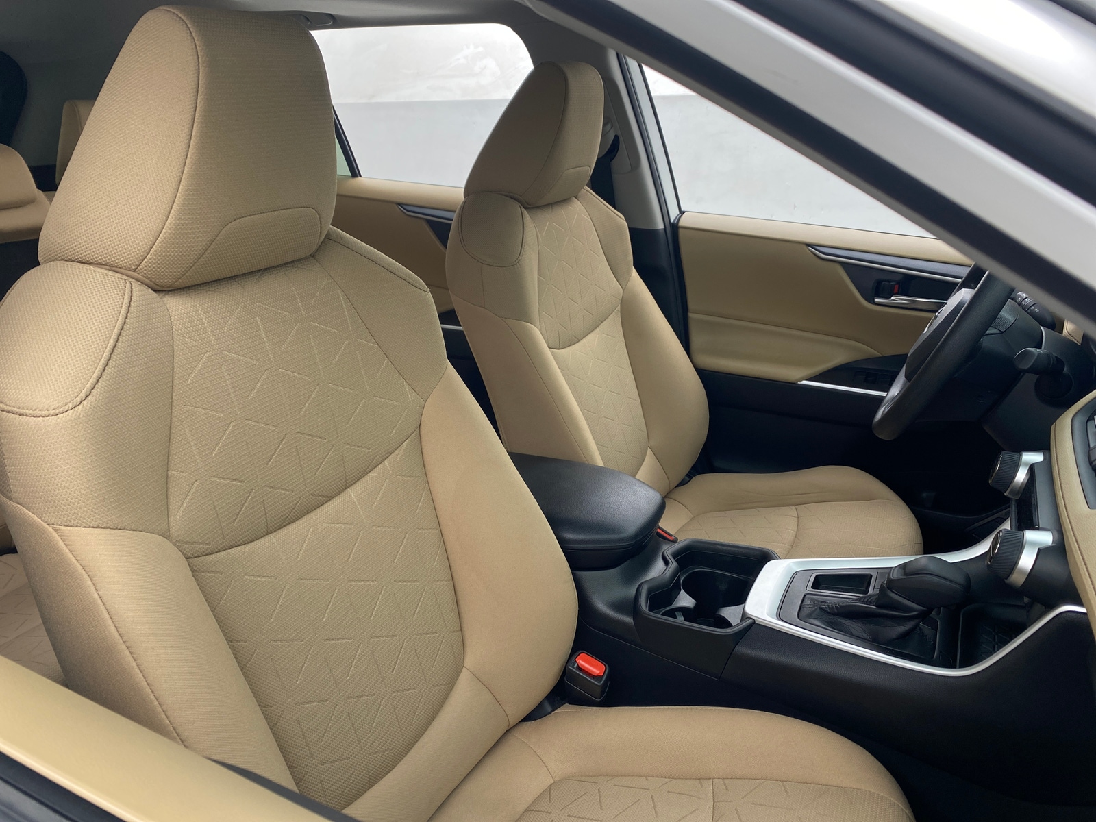 Thumbnail: 2019 Toyota RAV4 - 2