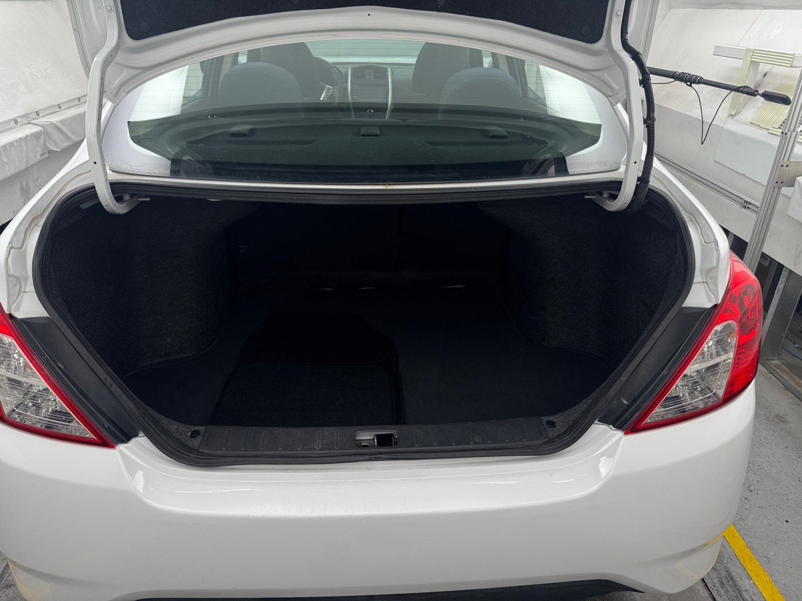 Thumbnail: 2019 Nissan Versa - 7