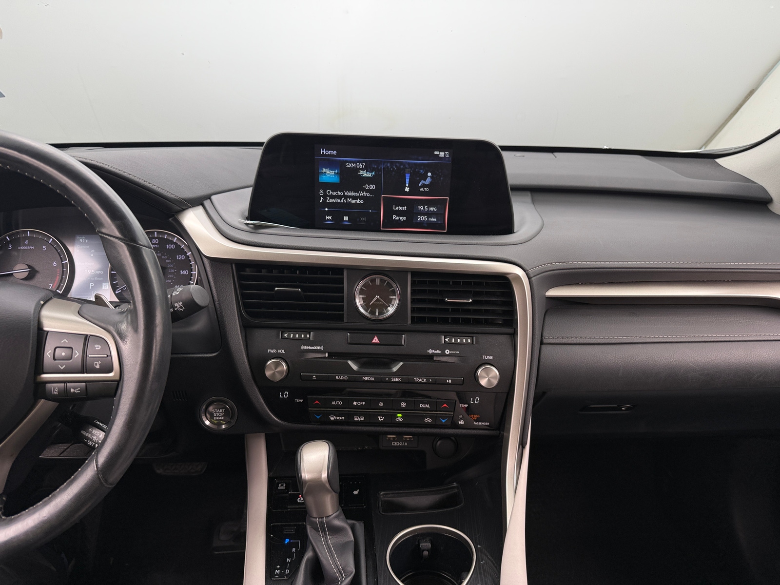 Thumbnail: 2020 Lexus RX - 3
