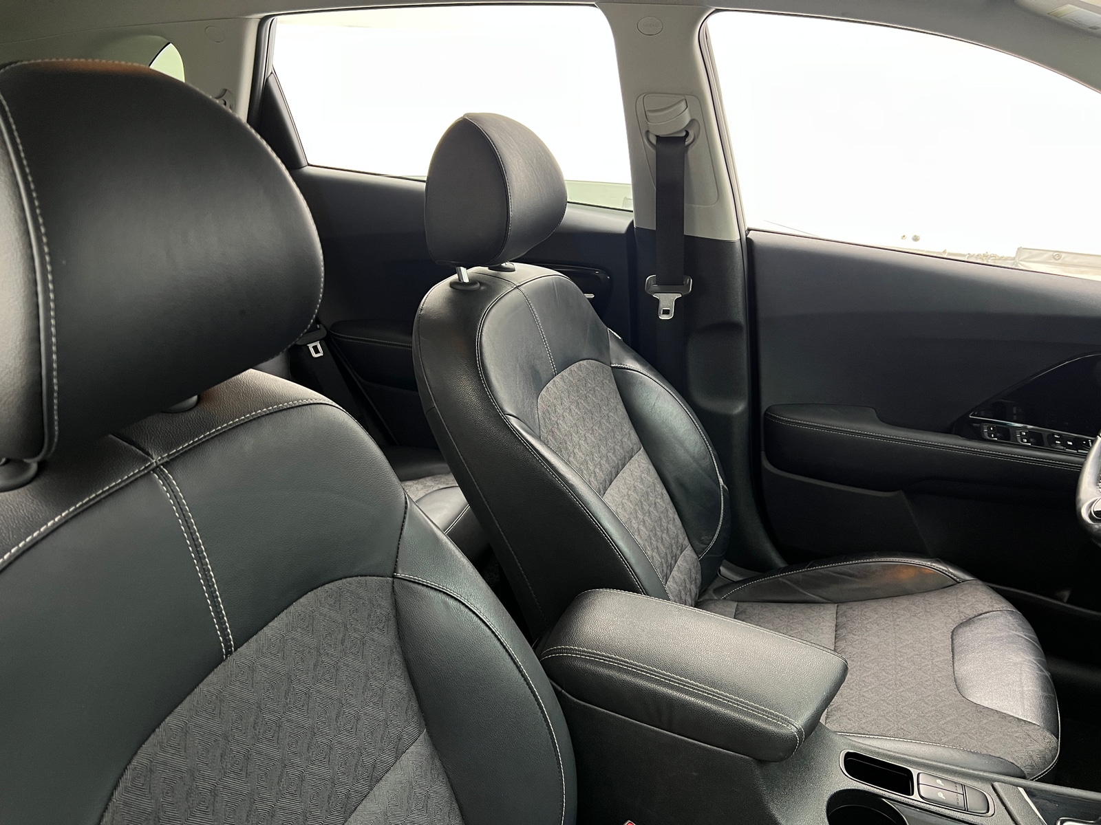 Thumbnail: 2019 Kia Niro - 2