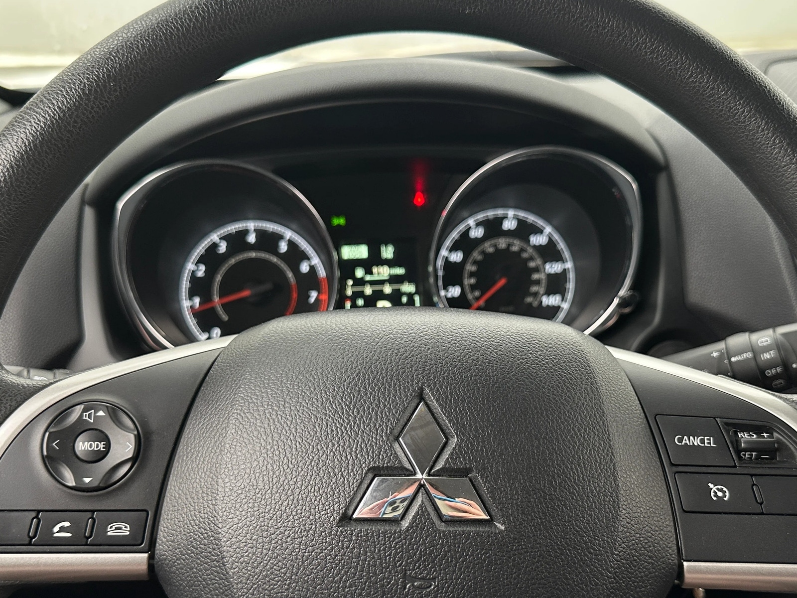 Thumbnail: 2024 Mitsubishi Outlander Sport - 5
