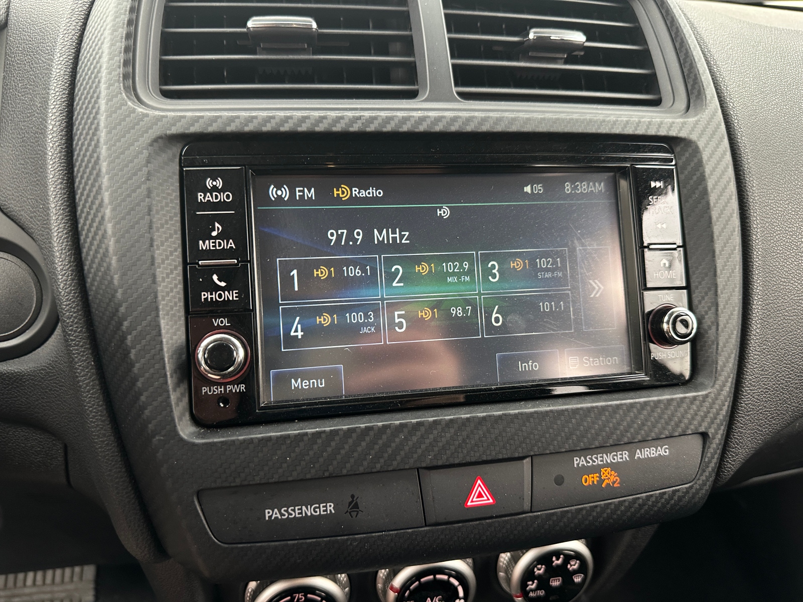 Thumbnail: 2024 Mitsubishi Outlander Sport - 4